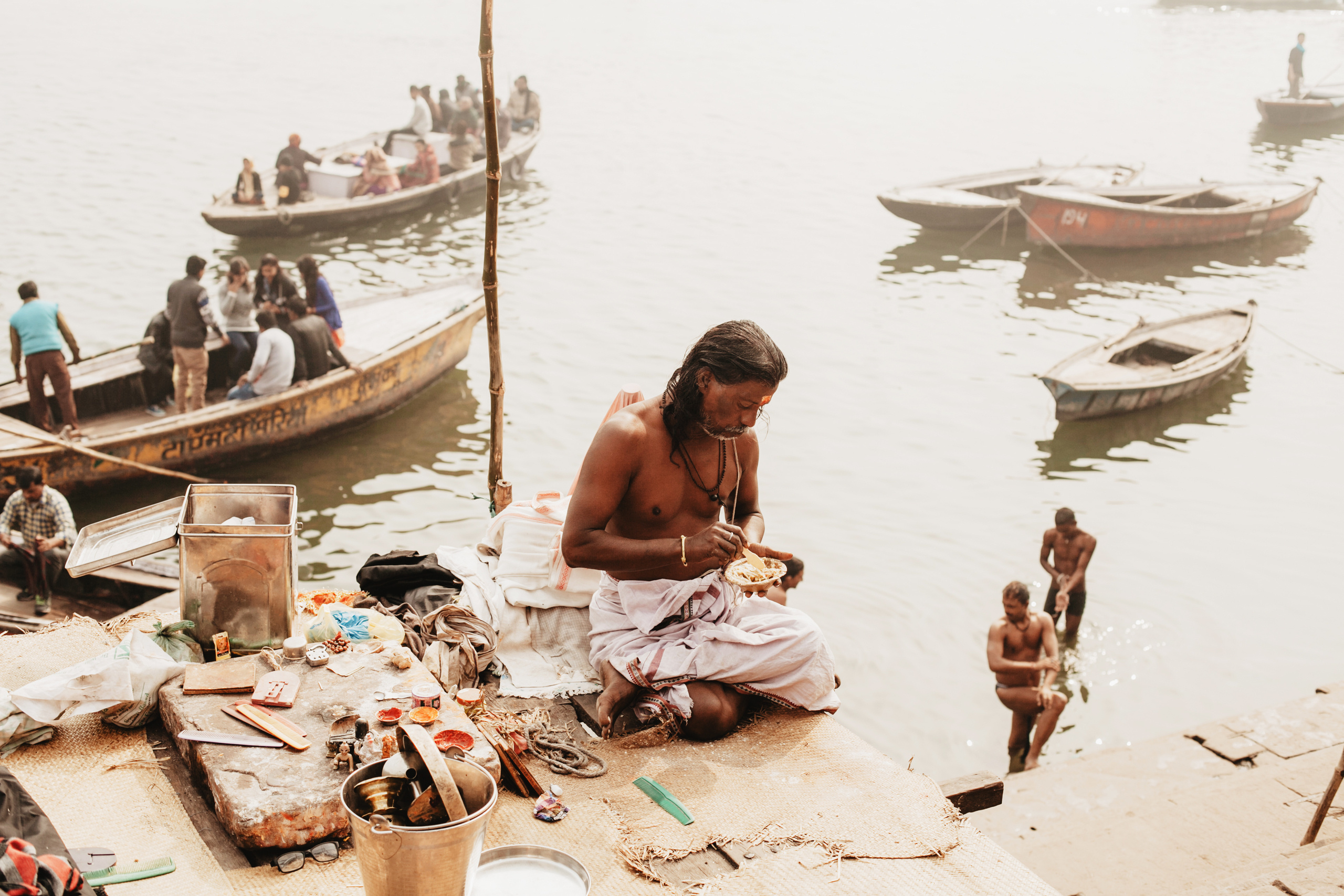 Стрит фотография из Варанаси. Photographer Anastasiya Dubrovina