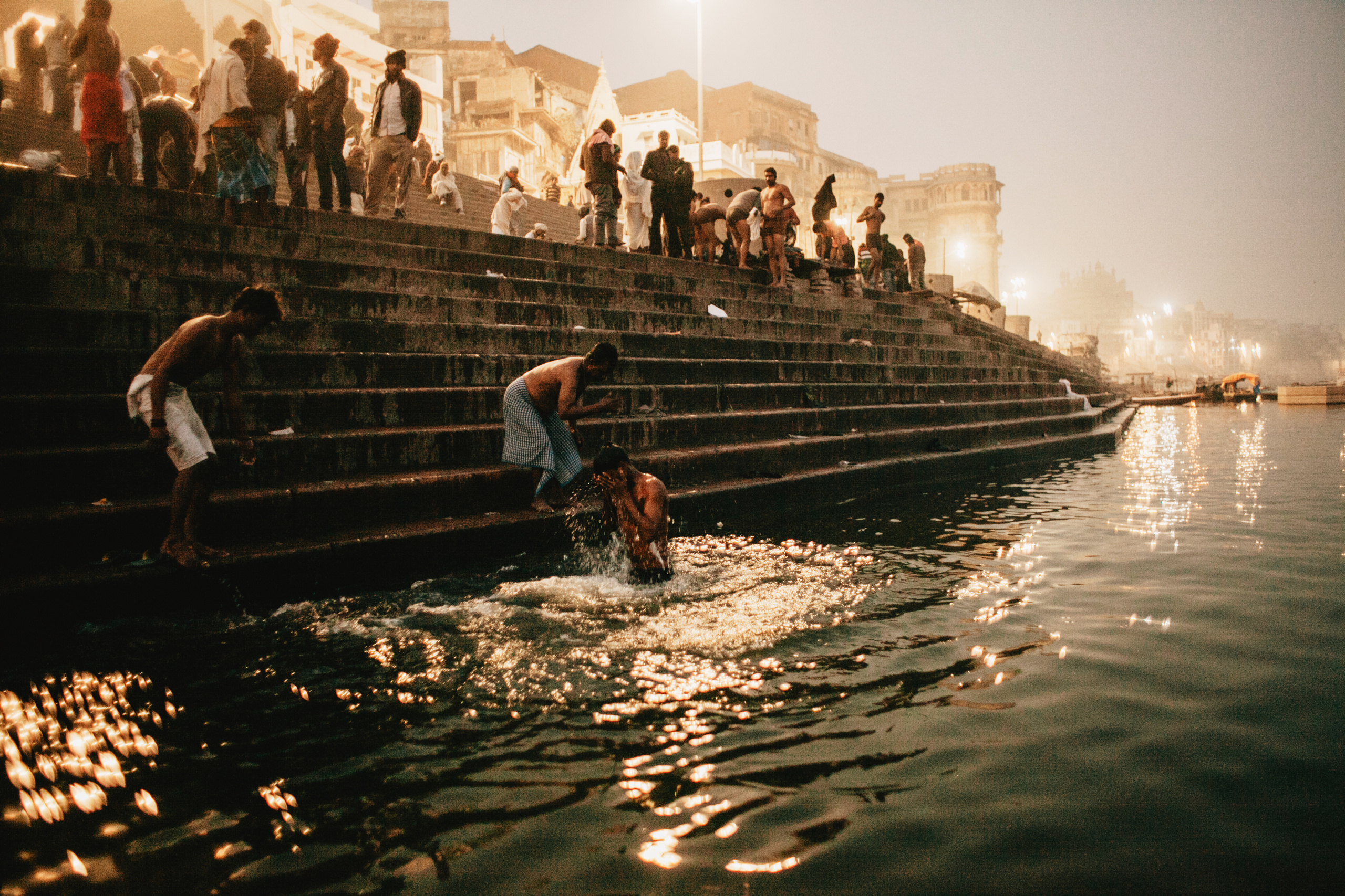 Стрит фотография из Варанаси. Photographer Anastasiya Dubrovina