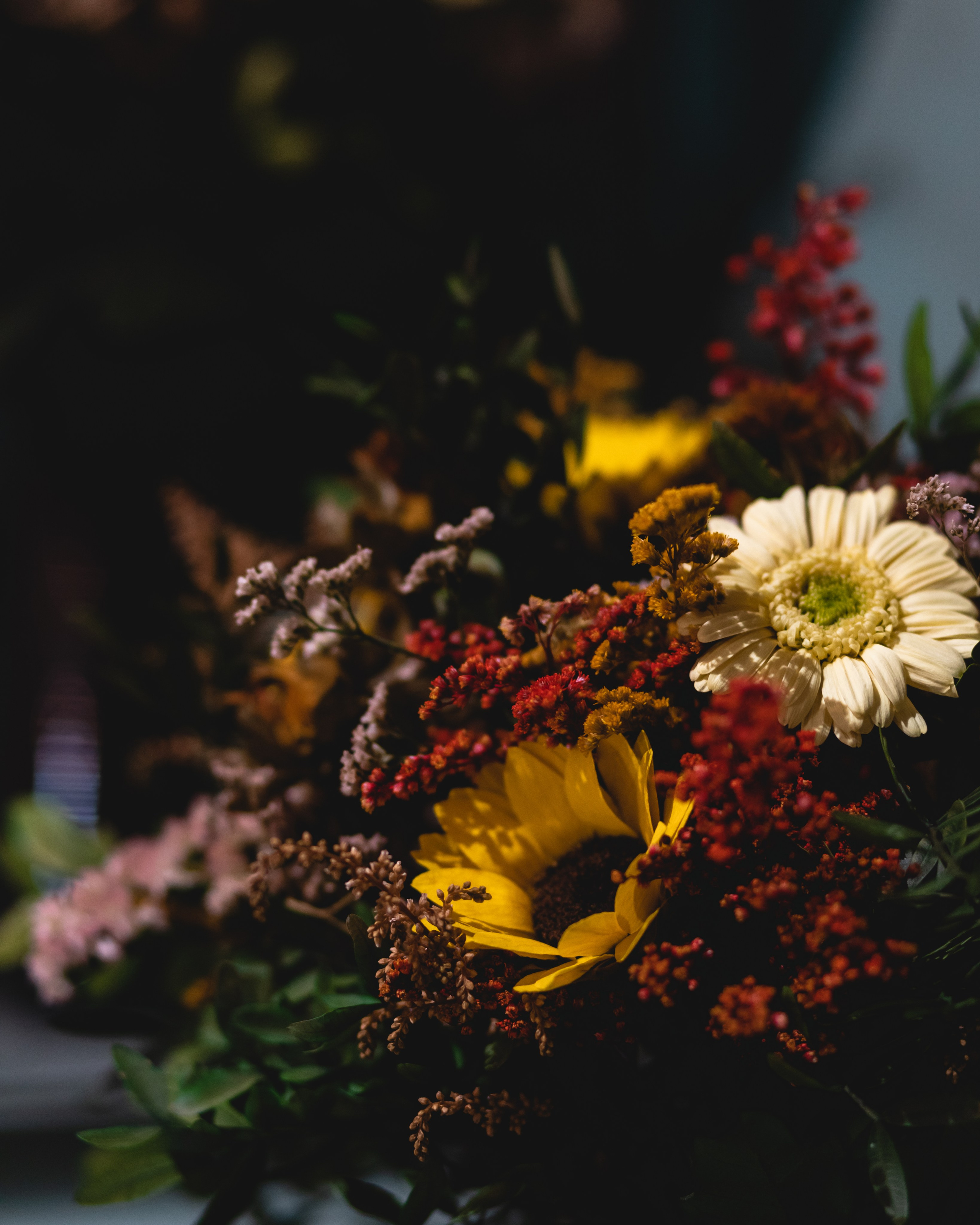 Wow blomster. Professional wedding photographer in Copenhagen, Denmark — Julia Byron