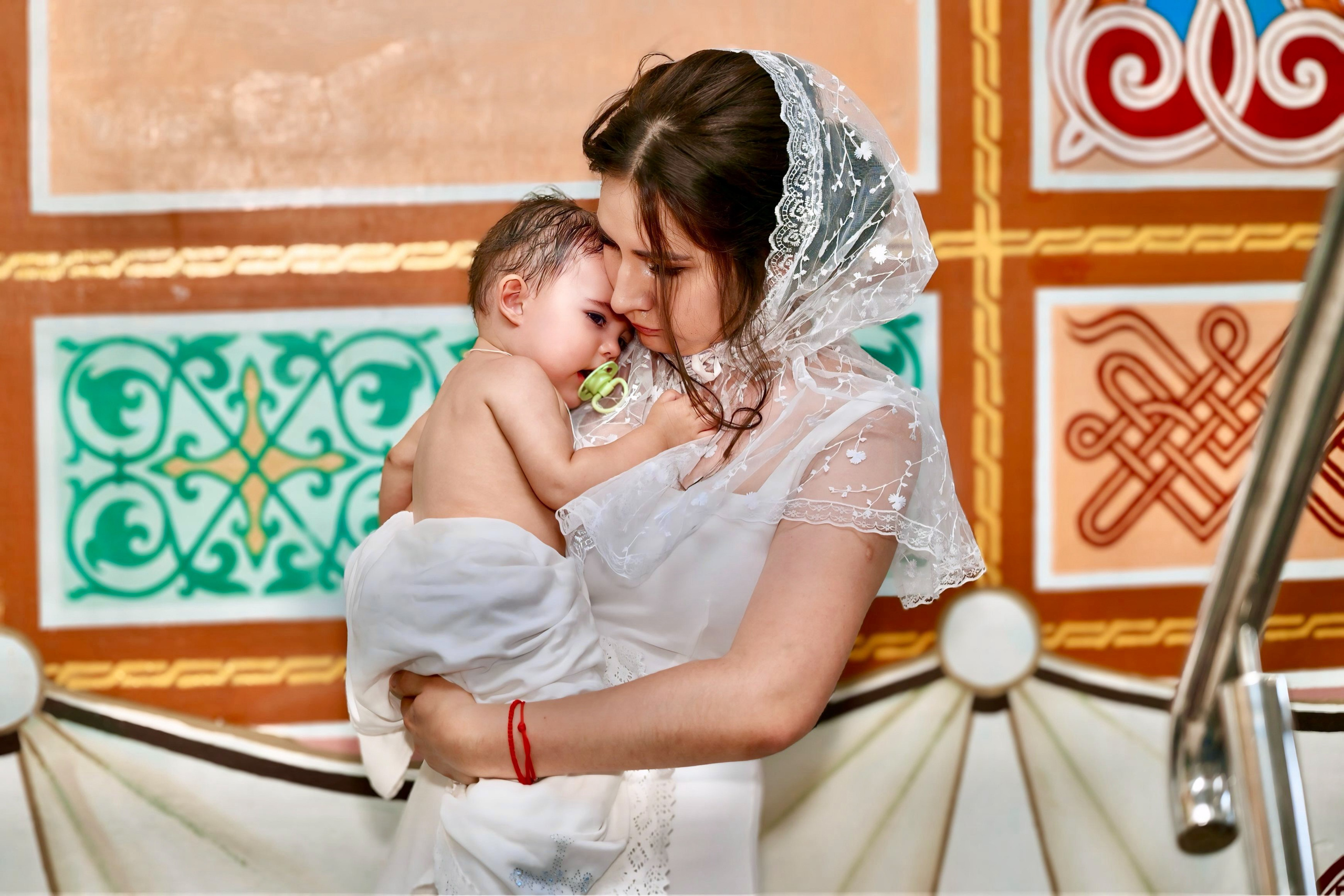 Botez. Fotograf al tainelor bisericești – Alina Fetu