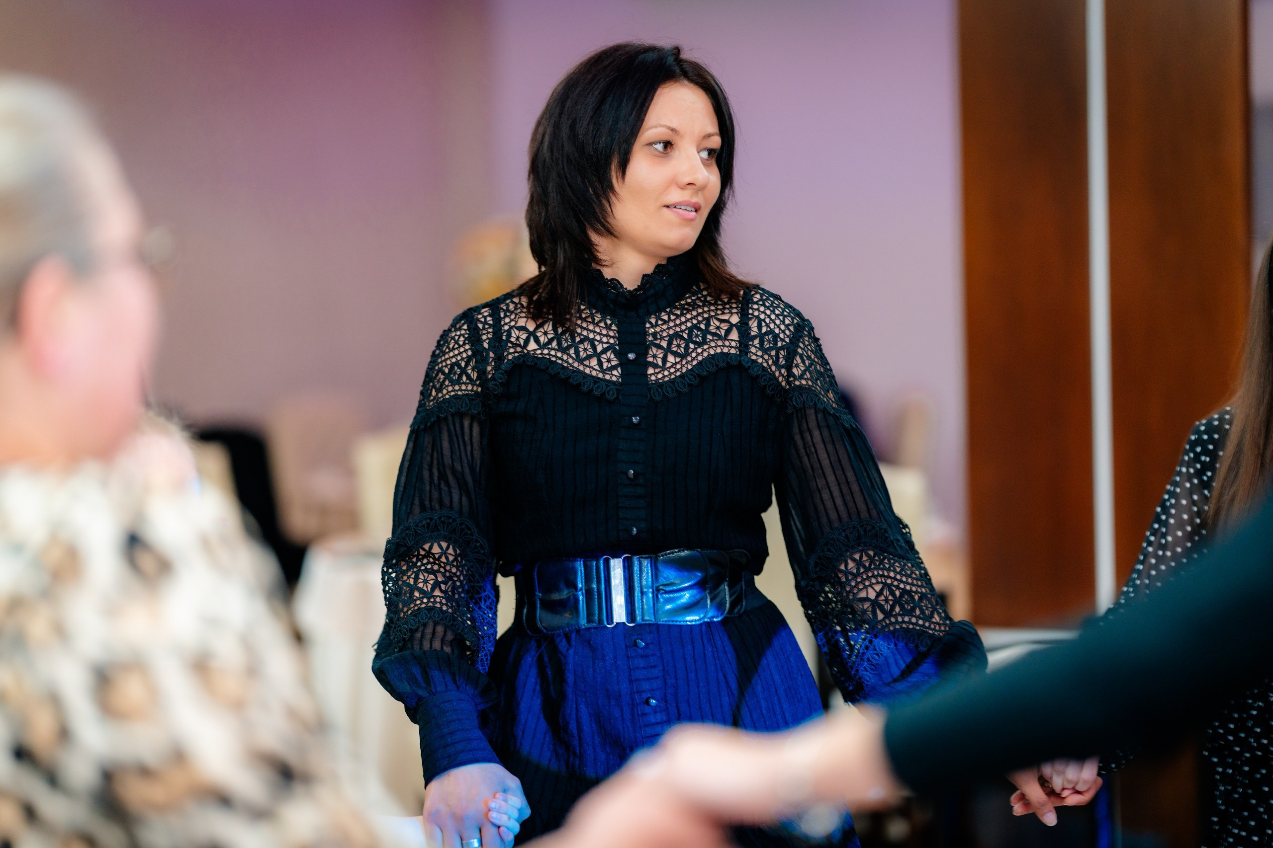 fotograf botez Miruna Parascheva, fotografie botez Botoșani, fotograf Alin Chirilă, amintiri botez, fotografii botez, botez Miruna Parascheva, fotograf copii, fotografie botez în Botoșani-alt="botez Miruna Parascheva, fotografie botez Alin Chirilă, amintiri botez, fotografii emoționante botez Botoșani"-- fotografii-botez-bebelus- amintiri-botez-micuț- moment-sfânt-crestinare- fotografie-emotionanta-botez- detalii-botez-bebelusi- parinti-fericiti-la-botez- fotograf-botez-profesionist- botez-in-biserica-ortodoxa- micuț-botezat-cu-emoție- zâmbete-și-lacrimi-la-botez- bebeluș-la-cristelniță- decor-botez-colorat- botez-cu-dragoste-și-credință- emotie-pura-la-botez- fotograf-botez-botosani- botez-iasi-suceava-fotograf- amintiri-nepretuite-botez