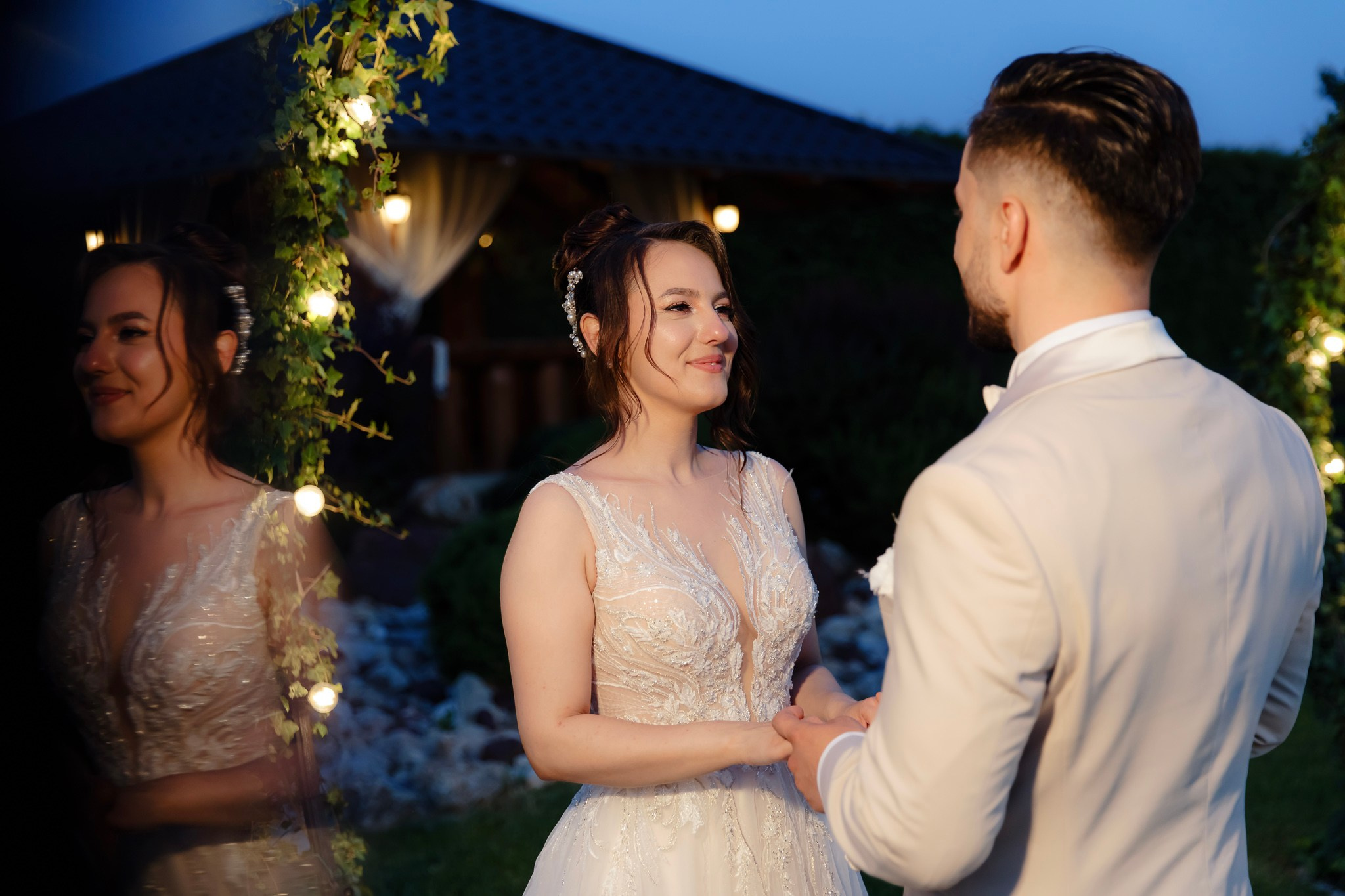 Ioana & Ionuț | Nuntă de poveste la Păstrăvăria Poiana din Mălini județul Suceava. Servicii foto-video profesionale, pentru momente de neuitat