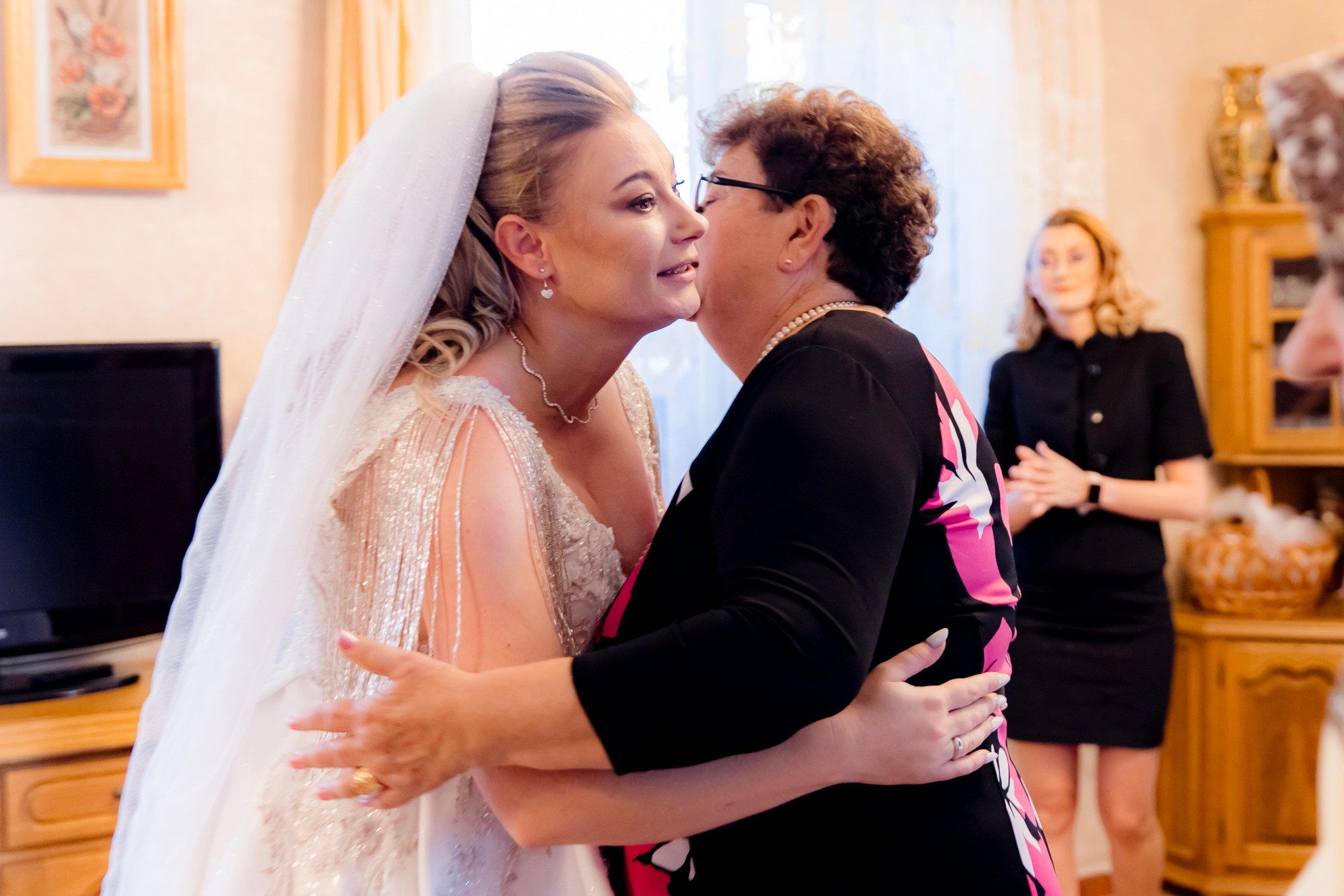 Mihai & Oana. Servicii foto-video profesionale, pentru momente de neuitat