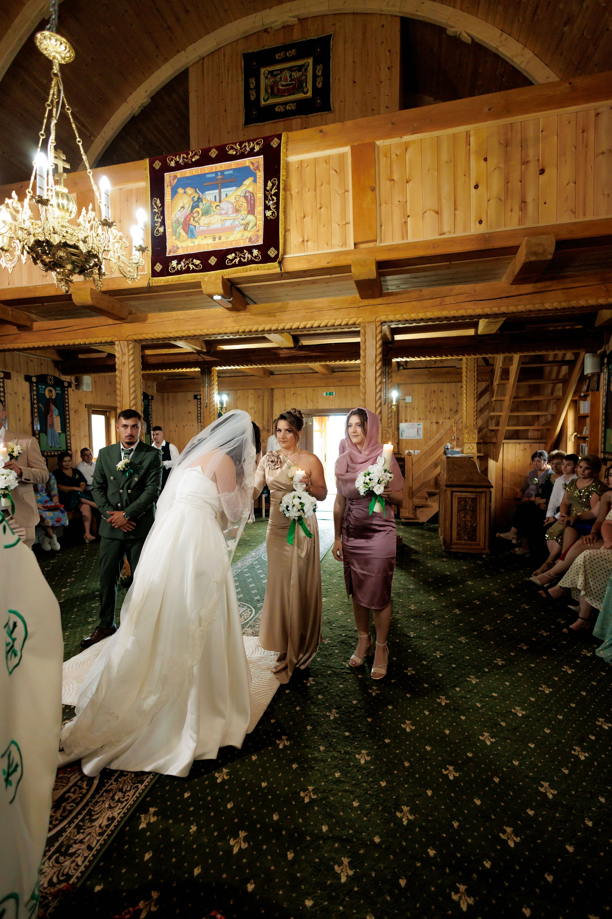 Nunta Nicoleta & Răzvan | Fotografie & Videografie Profesională. Servicii foto-video profesionale, pentru momente de neuitat