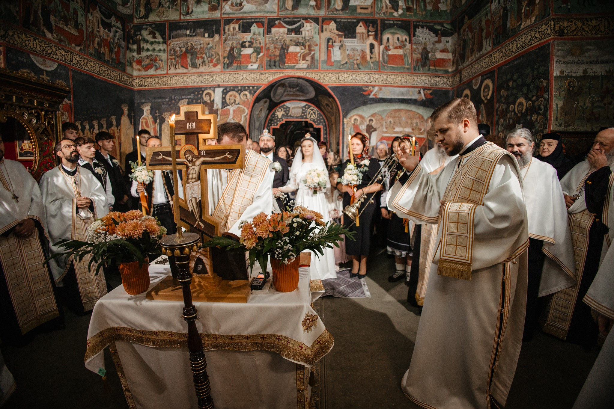 Nunta de Poveste la Sucevița: Cristi și Andreea. Servicii foto-video profesionale, pentru momente de neuitat