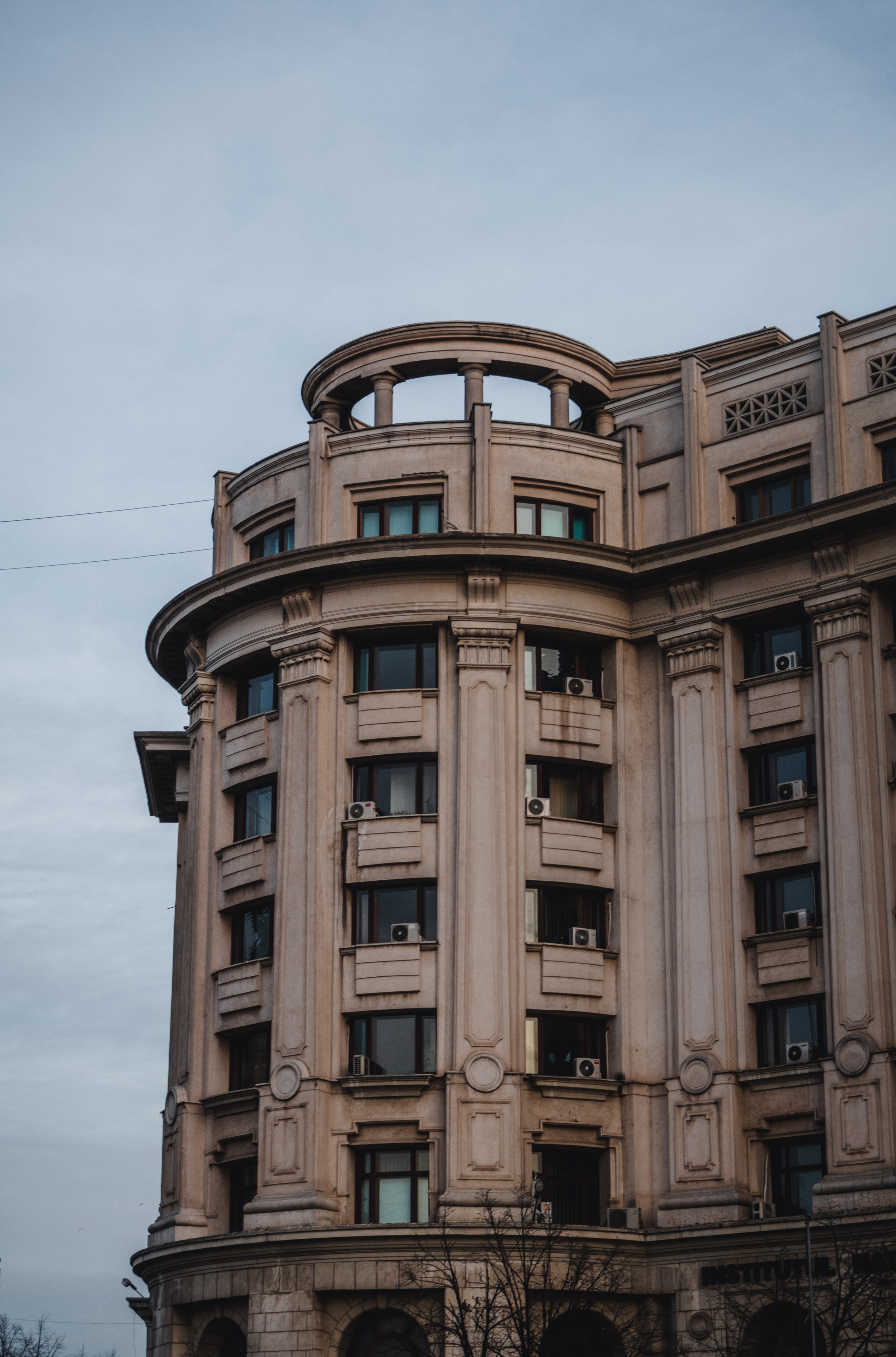 Bucharest. Дизайнер и Фотограф в Кишинёве Бусуйок Станислав
