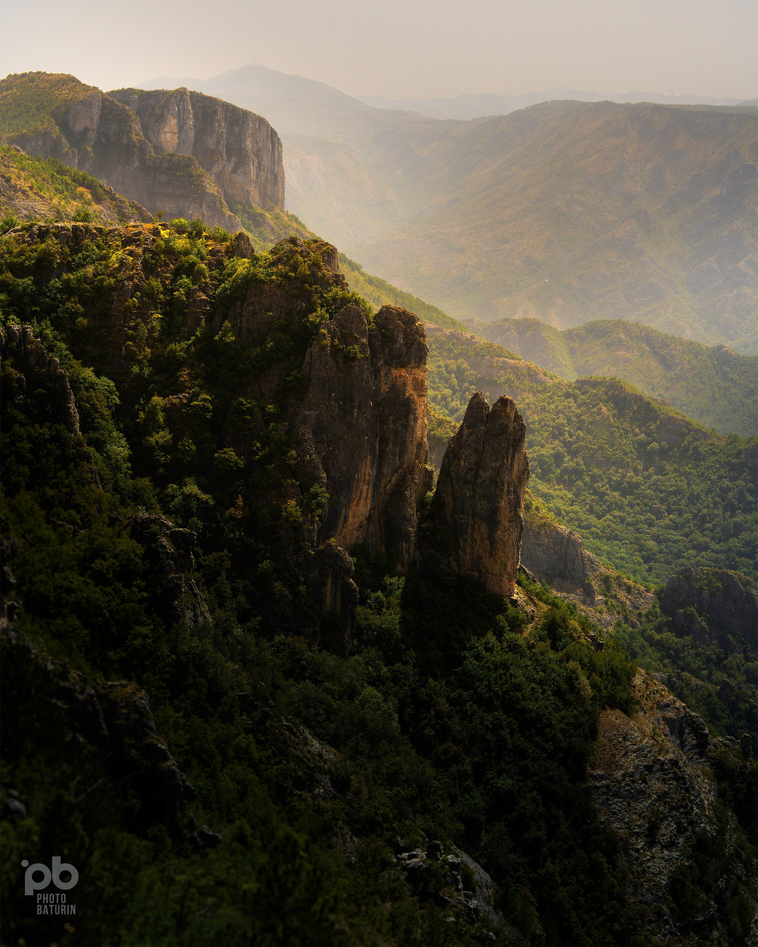 KOSMAŠ: TURNING MIDDAY LIGHT INTO GOLDEN HOUR IN LIGHTROOM. Pavel Baturin Landscape Photography