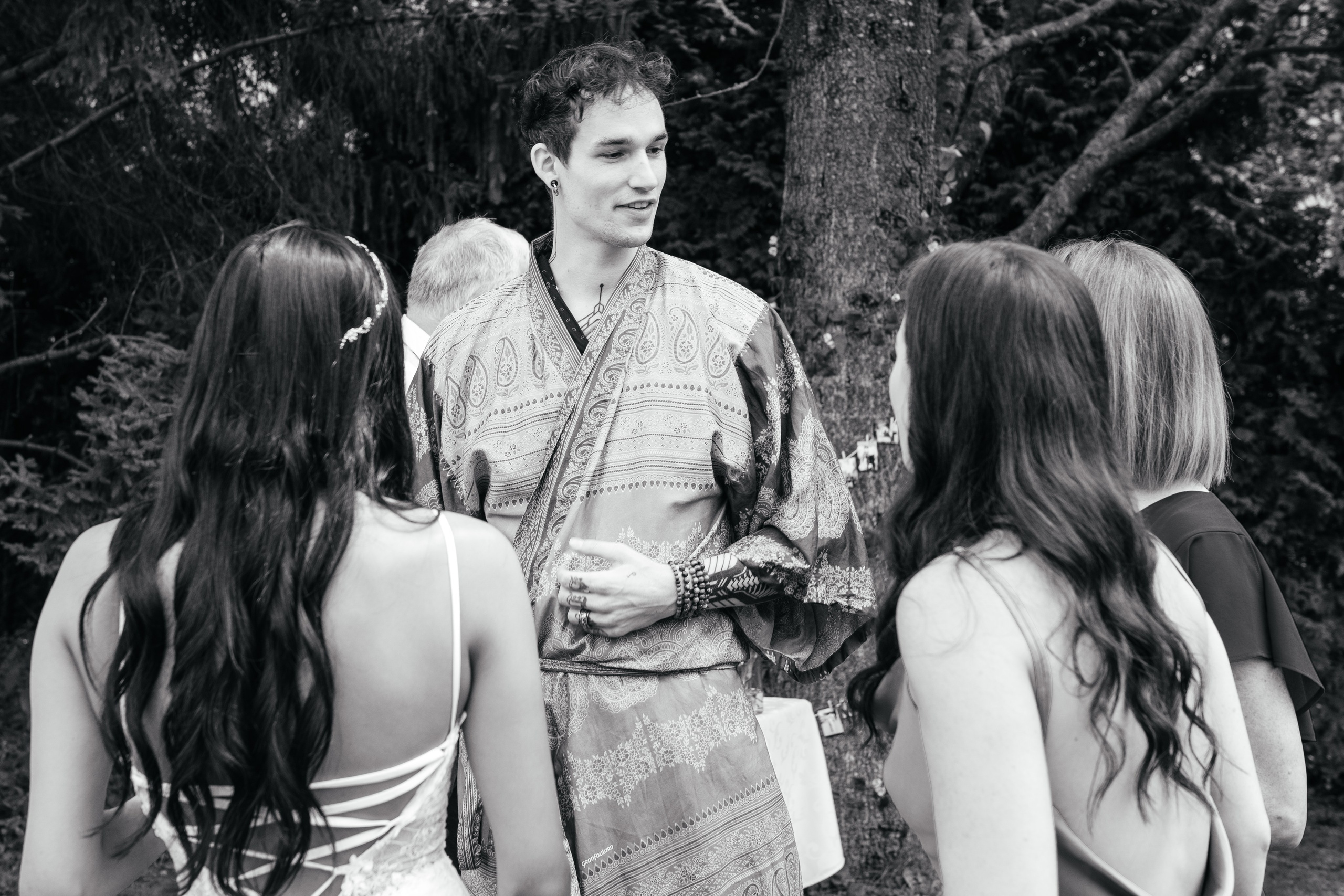 KAIANE & BENJAMIN Meilen, Switzerland. I am Elena Altendorfer. Wedding photographer in Zurich and Switzerland