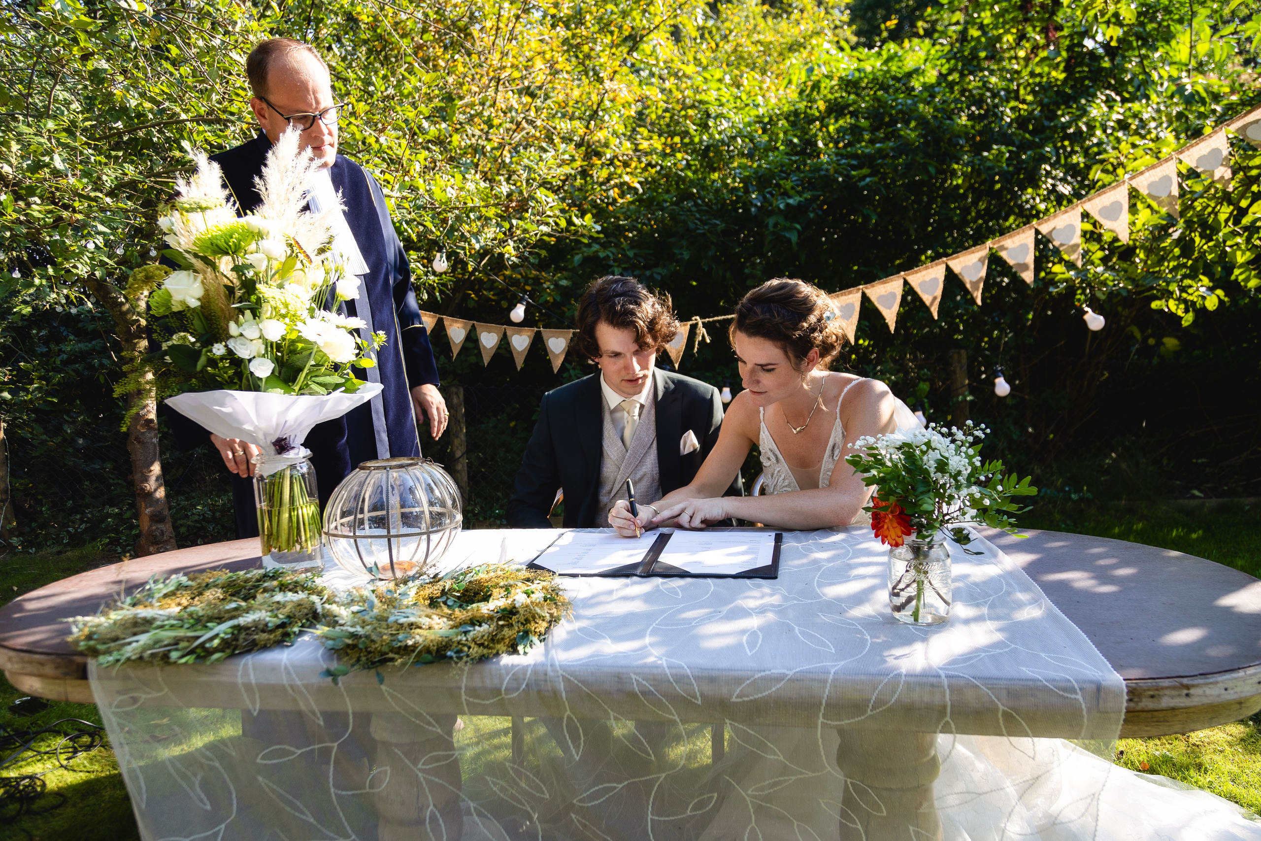 Bruiloft Overijssel. Familie en huwelijksfotograaf in Zwolle Overijssel
