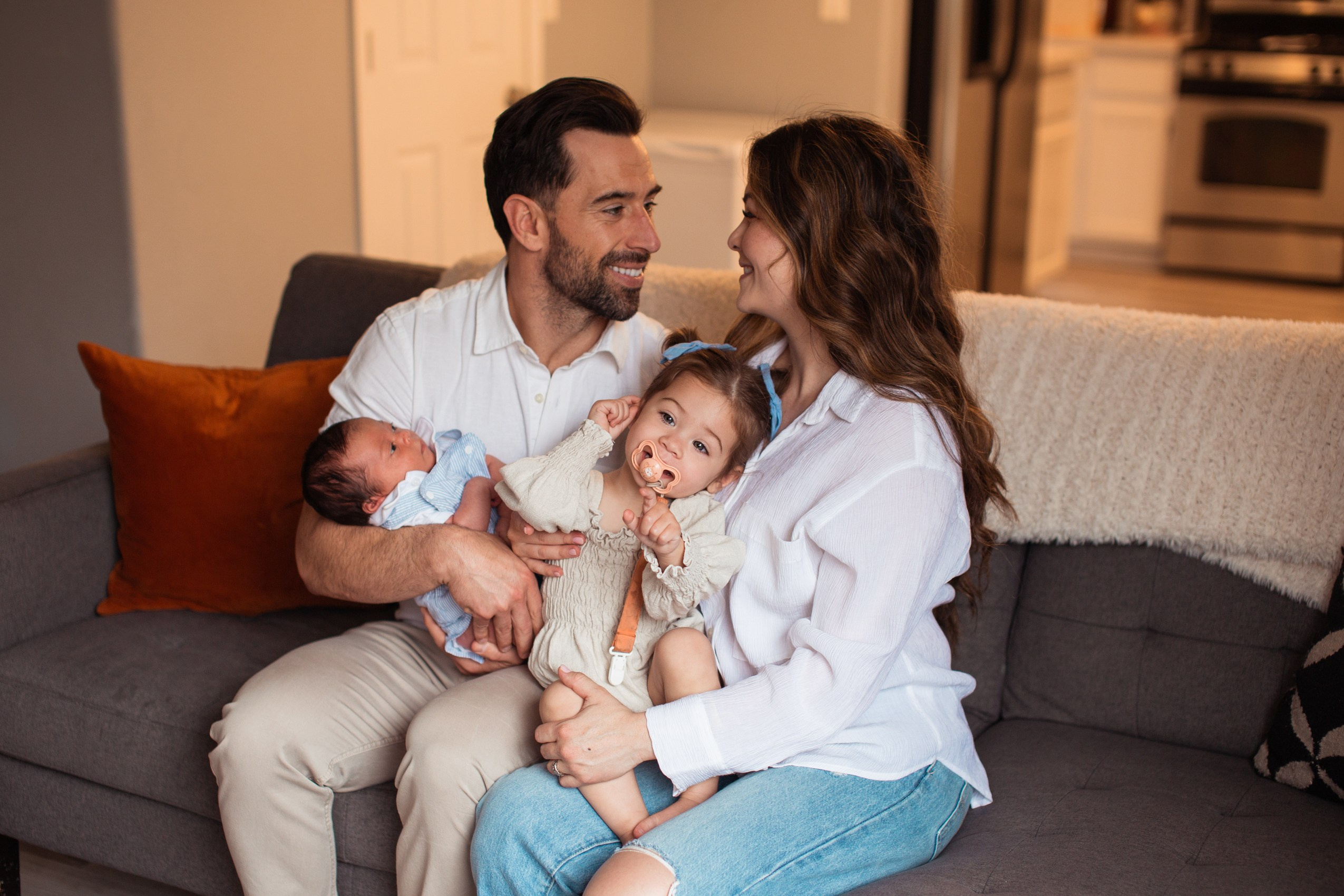 Glenn, Brianna, Joylyn & Emmett. Wedding & elopement photographer Viktoriya Kravtsov. Las Vegas