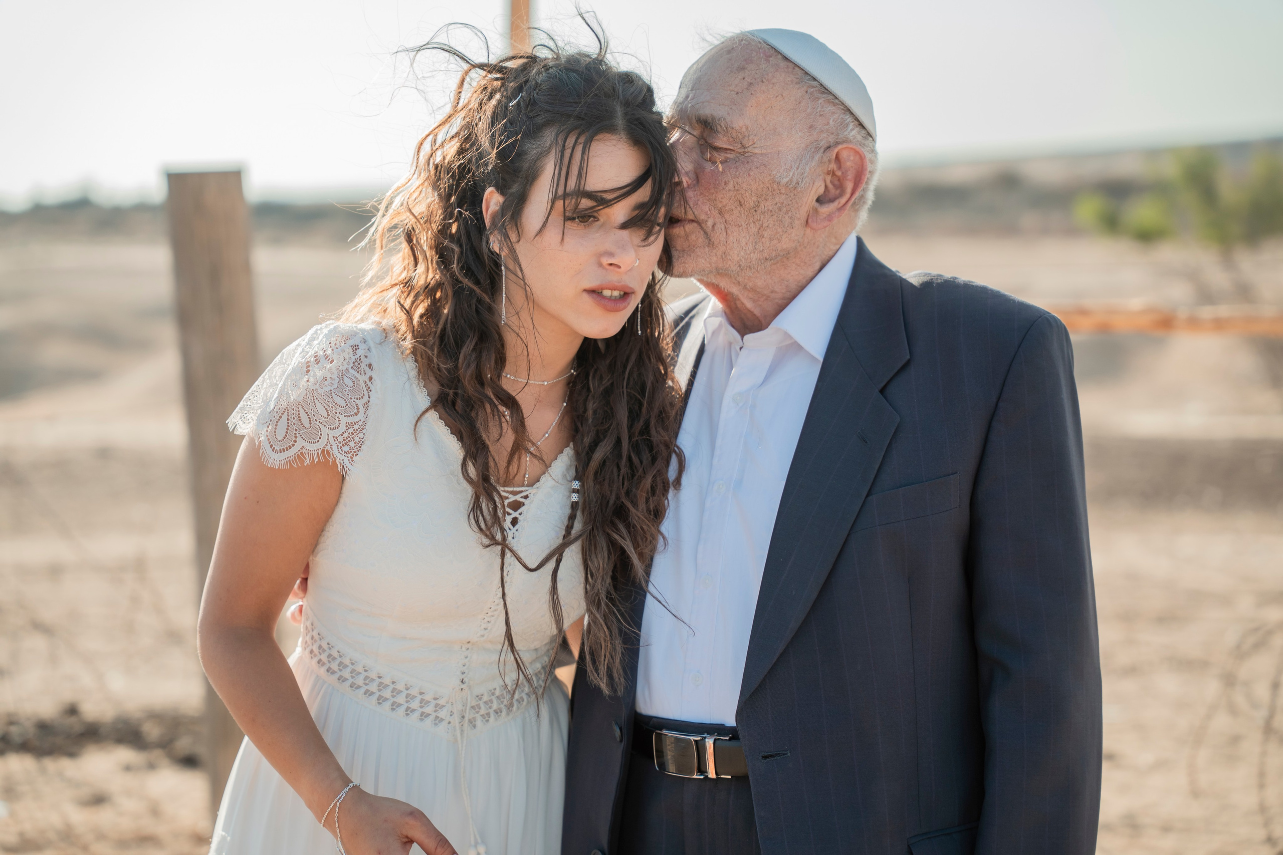 אביה ואחיה. יוסף מזרחי צילום חתונה, ברית וזוגיות. צלם מקצועי שאוהב להוציא אתכם הכי יפים ברגעים הכי מרגשים