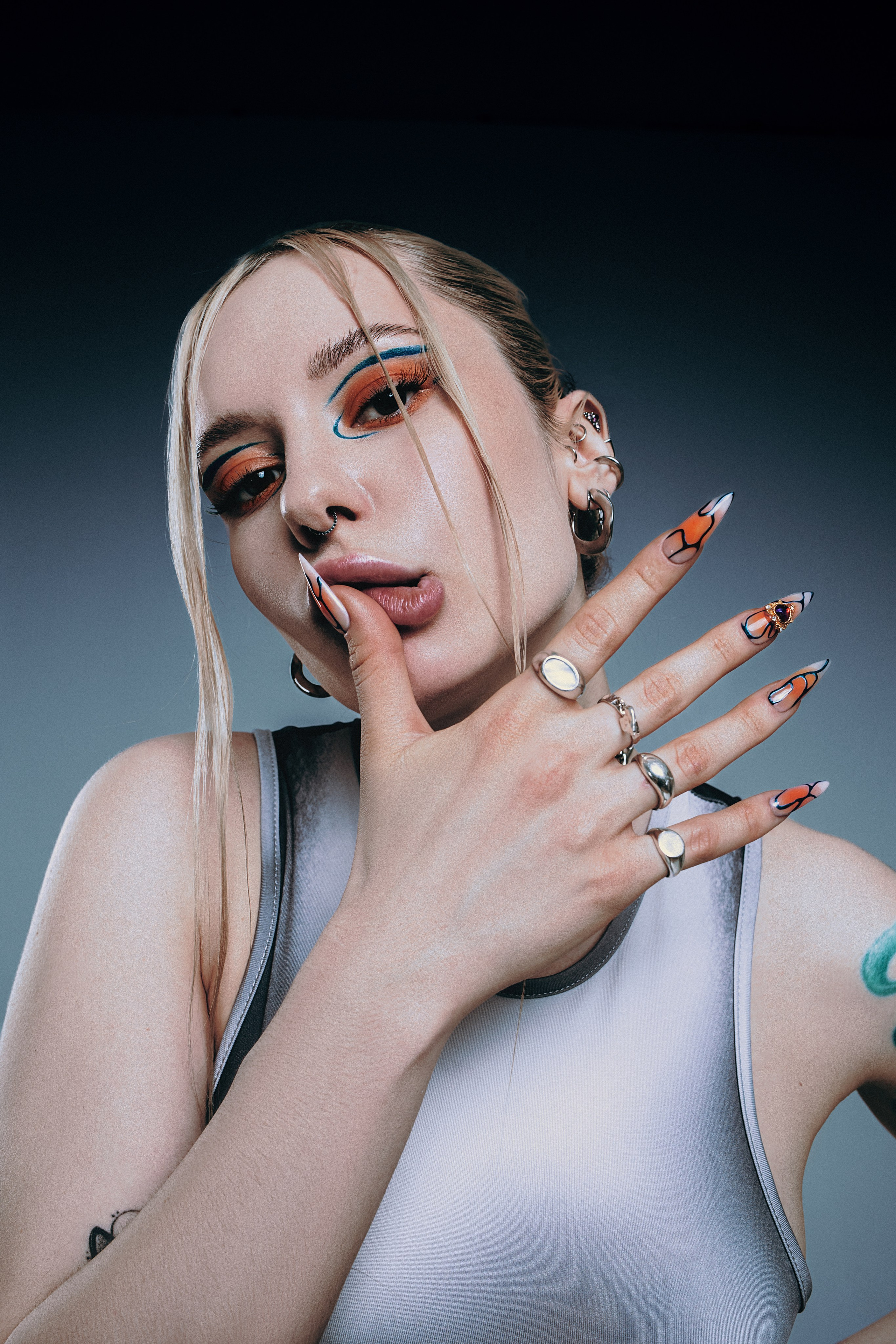 Nails pwr. Photographer Inna Gainulina