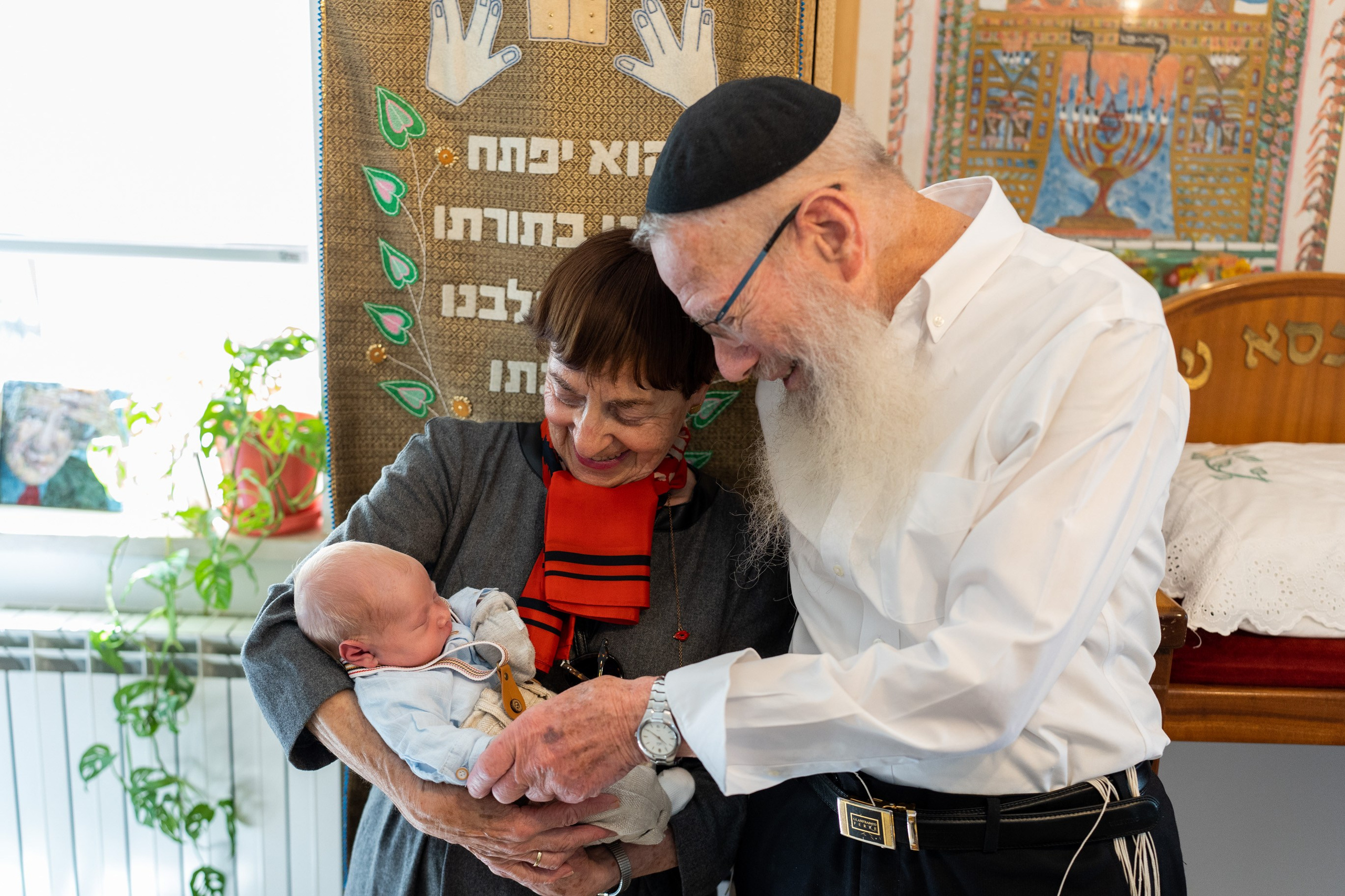 משפחת ברנד. יוסף מזרחי צילום חתונה, ברית וזוגיות. צלם מקצועי שאוהב להוציא אתכם הכי יפים ברגעים הכי מרגשים