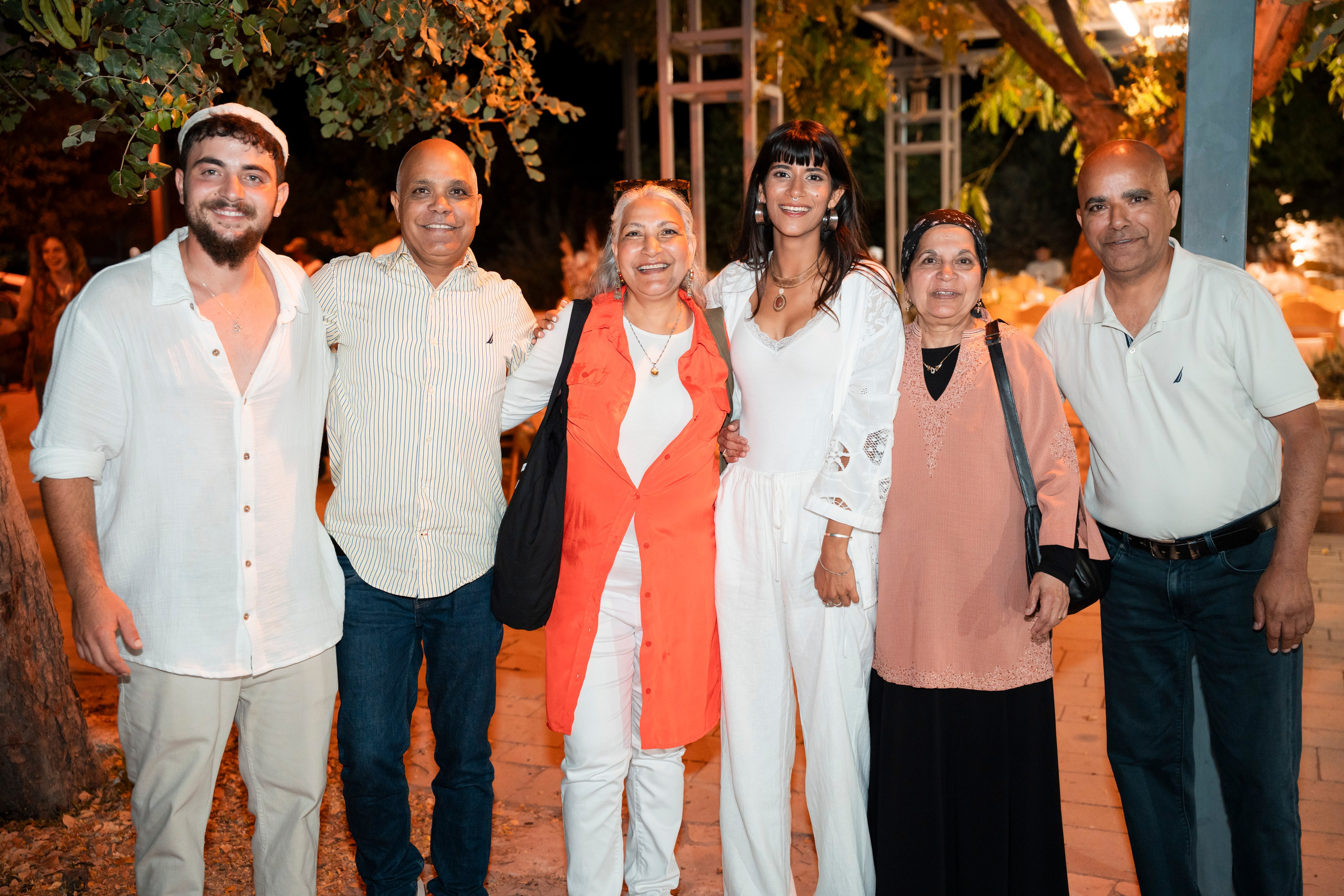 עדן ושלהבת. יוסף מזרחי צילום חתונה, ברית וזוגיות. צלם מקצועי שאוהב להוציא אתכם הכי יפים ברגעים הכי מרגשים