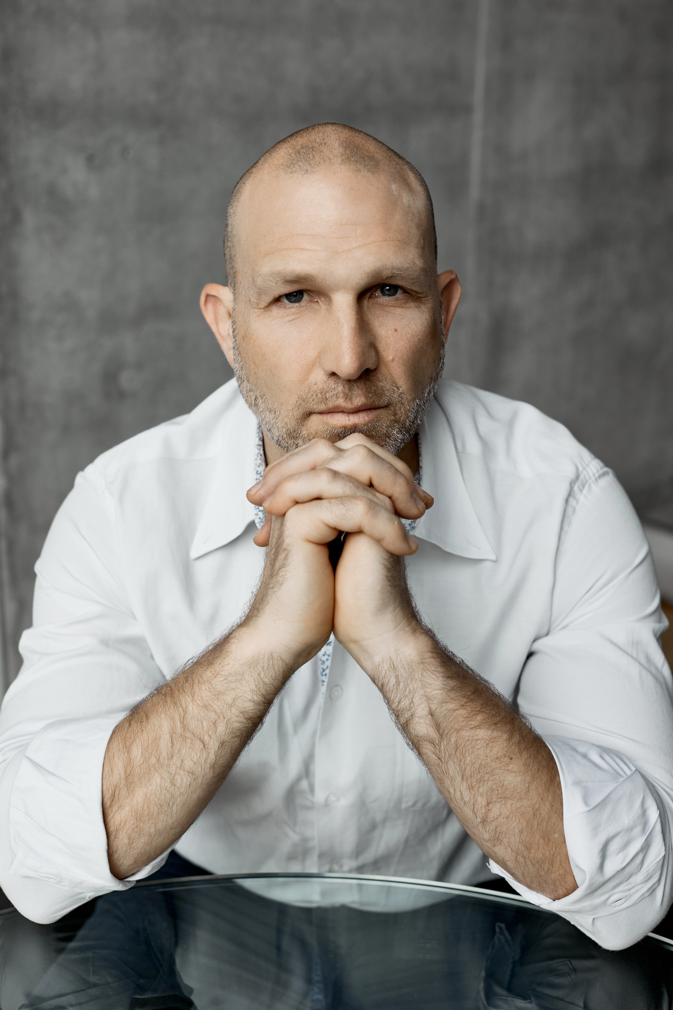 Martin. Amazing photo session at a time convenient for you. Y