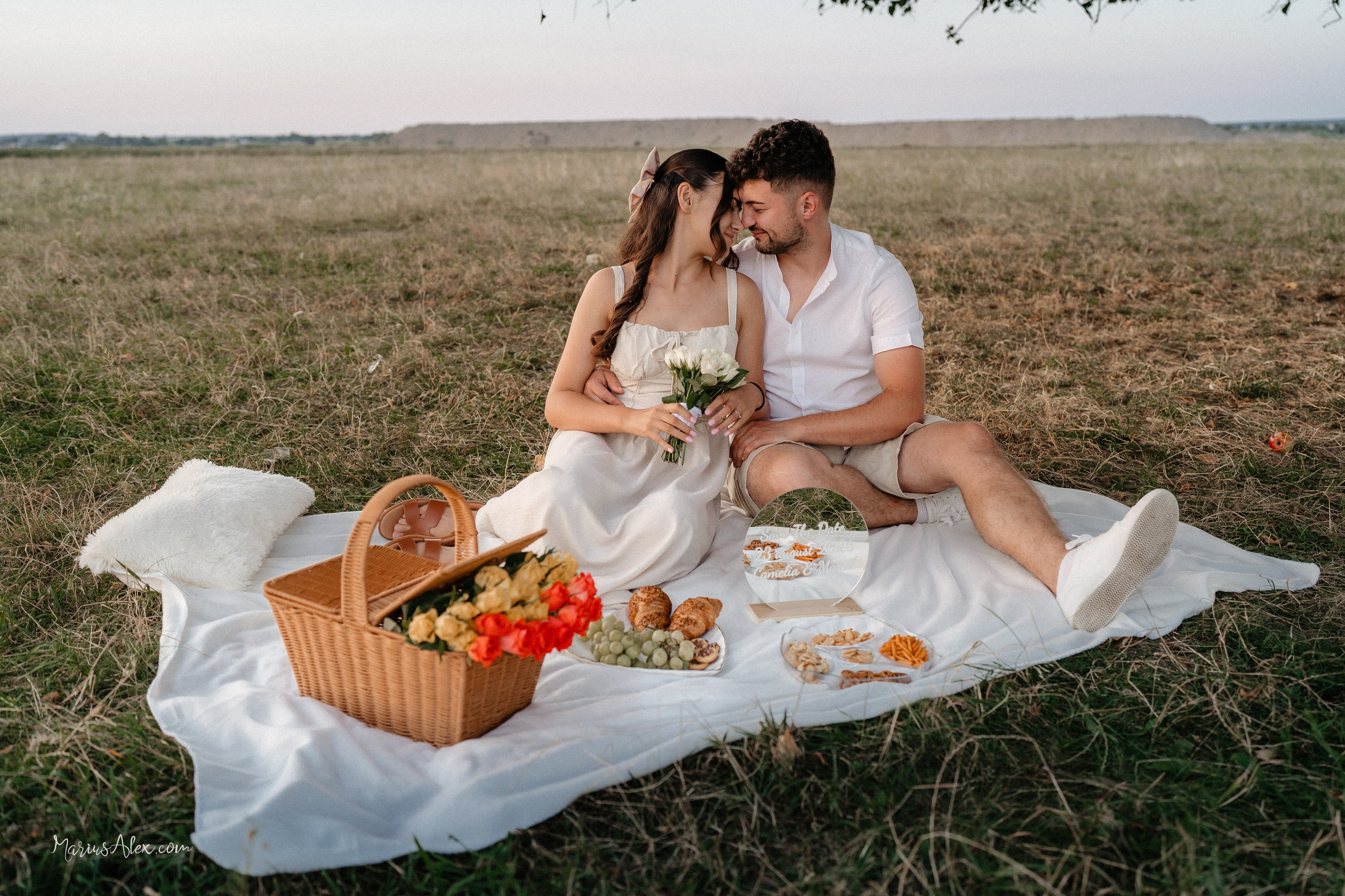 Camelia & Marcel - Save the Date. Marius Alex fotograf de eveniment si portret din Suceava