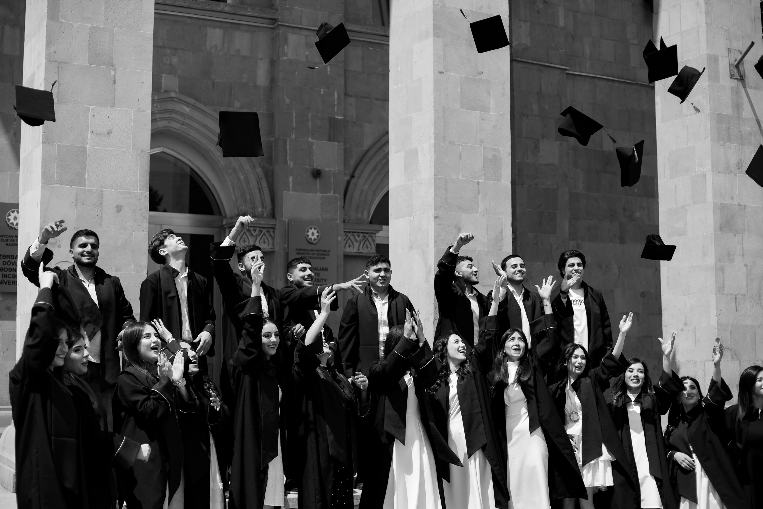 Premium mezun xalati, qara mezun geyimi, ag mezun libasi, qirmizi sarfli mezun paltari, mezun aksesuarlar, mezun papaqlari, mezun lentleri, mezun hediyyeleri, mezun fotosessiya geyimleri, mezun cekilisi ucun geyimler, mezun tedbirleri ucun aksesuarlar, mezun geyimlerinin icare ve satisi, premium mezun libaslari, mezun geyimleri online sifaris, mezun geyimleri Bakida, mezun geyimleri qiymetleri, mezun geyimleri modelleri, Mezun cekilisi, mezun fotosessiyasi, mezun cekilisi ucun geyimler, mezun mantiyasi cekilisi, mezun fotosessiya ideyalari, mezun gunu fotosessiya, mezun xatireleri, mezun papaqlari ile fotosessiya, mezun lentleri ile cekilis, ferdi mezun fotosessiyasi, qrup mezun cekilisi, mezun fotosessiya mekani, mezun ucun ideal cekilis fonlari, mezun fotosessiya aksesuarlari, mezun albomu sekilleri, mezun cekilisi poza ideyalari, universitet mezun fotosessiyasi, kollektiv mezun fotosessiyasi, mezun xalatlari ile cekilis, mezun mantiyasi fotosessiyasi, mezun geyimleri ile professional cekilis, mezun tebrik fotosessiyasi, en yeni mezun cekilis trendləri, mezun fotosessiya xidmetleri, premium mezun cekilisi, mezun cekilisi ucun dekorlar, mezun fotosessiyasi aksesuarlar, mezun gunu en gozel fotolar, mezun cekilisi fotostudiya, bakida mezun fotosessiyasi, xaricde mezun cekilisi, mezun gunune ozel cekilis,Məzun mantiyaları, eksklüziv məzun geyimləri, ağ və qara məzun libasları, məzun üçün xüsusi şarf modelləri, məzun papağı və aksesuarları, fərdi dizayn məzun geyimləri, məzun tədbiri üçün ən yaxşı seçimlər, məzun fotosessiyası üçün ideal libaslar, məzun mərasimi geyimləri, keyfiyyətli məzun mantiyası, rahat və şık məzun geyimləri, məzun üçün lent və tac modelləri, məzun simvolik medalları, icarəyə verilən məzun libasları, məzun geyimlərinin sərfəli qiymətləri, onlayn məzun geyimi sifarişi, məzun paltarı mağazası, dəbli məzun geyimləri, premium məzun mantiyalarının satışı, universitet məzunları üçün mantiyalar, kollektiv məzun geyimləri, məktəb məzunları üçün geyimlər, diplom mərasimi üçün geyimlər, fərqli rəngdə məzun libasları, ən yeni məzun geyimləri, rahat və premium məzun geyimi seçimləri, Bakıda məzun geyimi mağazası, məzun üçün ən yaxşı libaslar