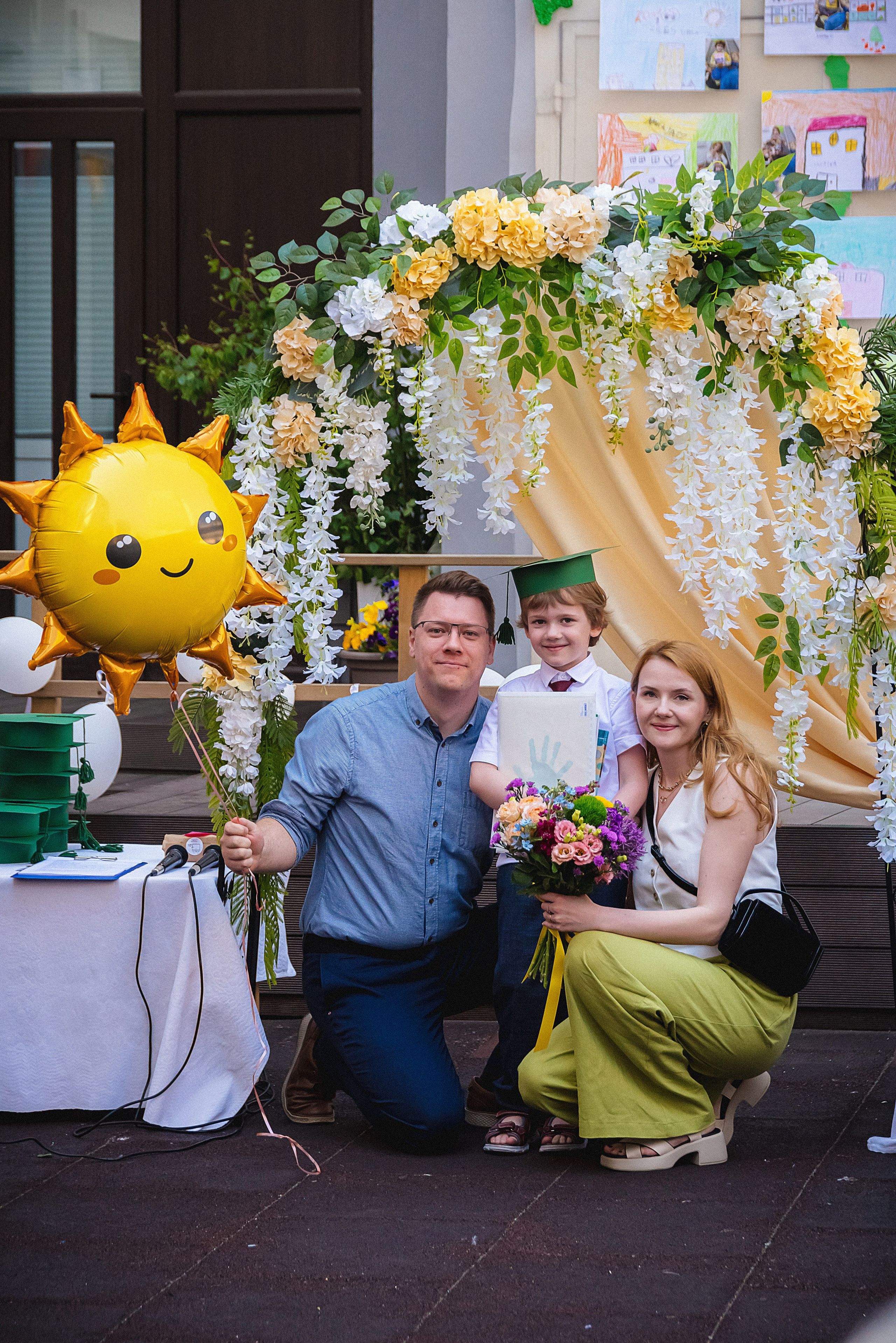 Zīles Skolas Izlaidums. Fotogrāfs Rīgā. Gīmenes, individuālās un dažādu produktu fotosesijas