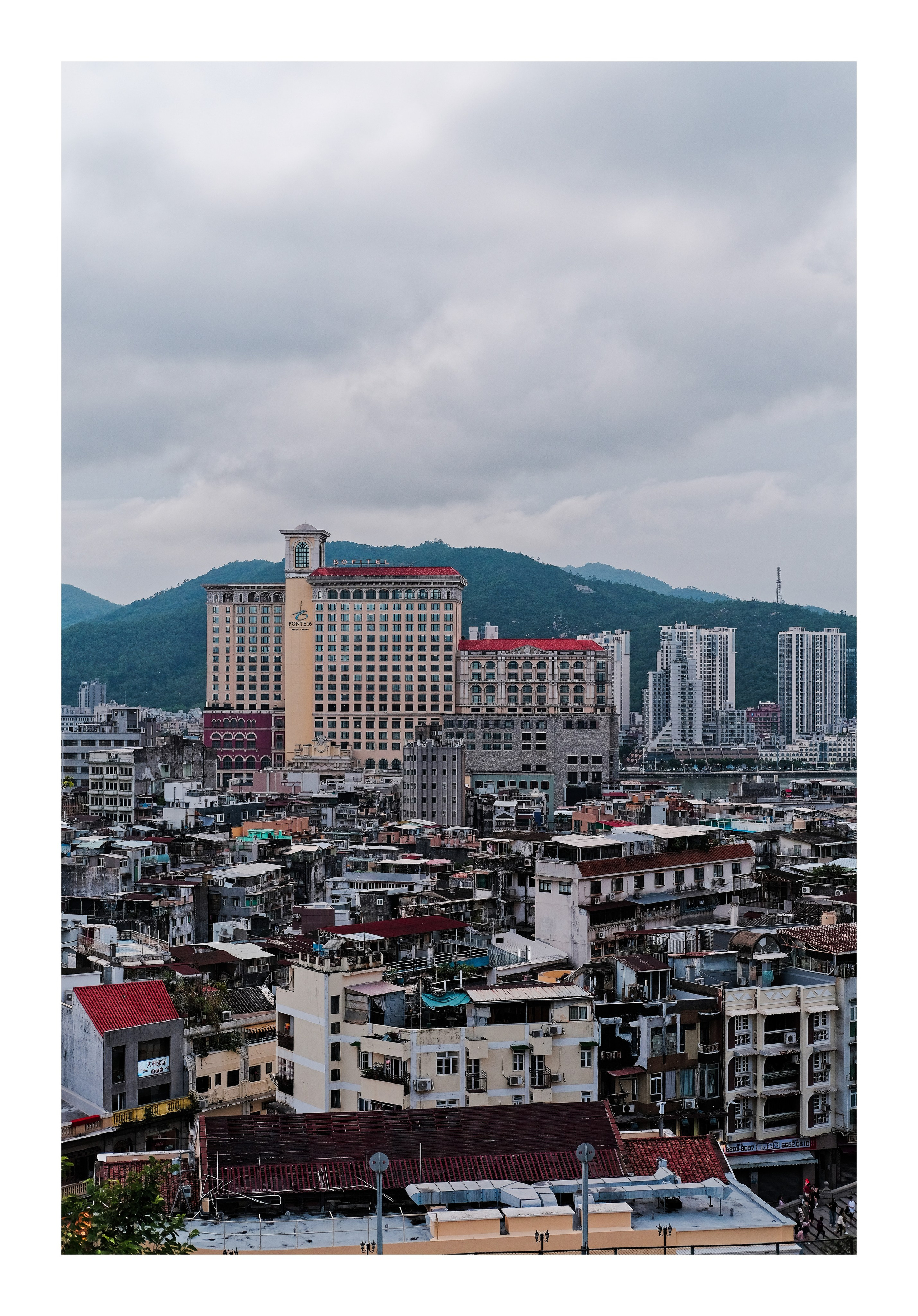 "Macau Market Scene" | 澳门街头摄影 | Yukophotography
