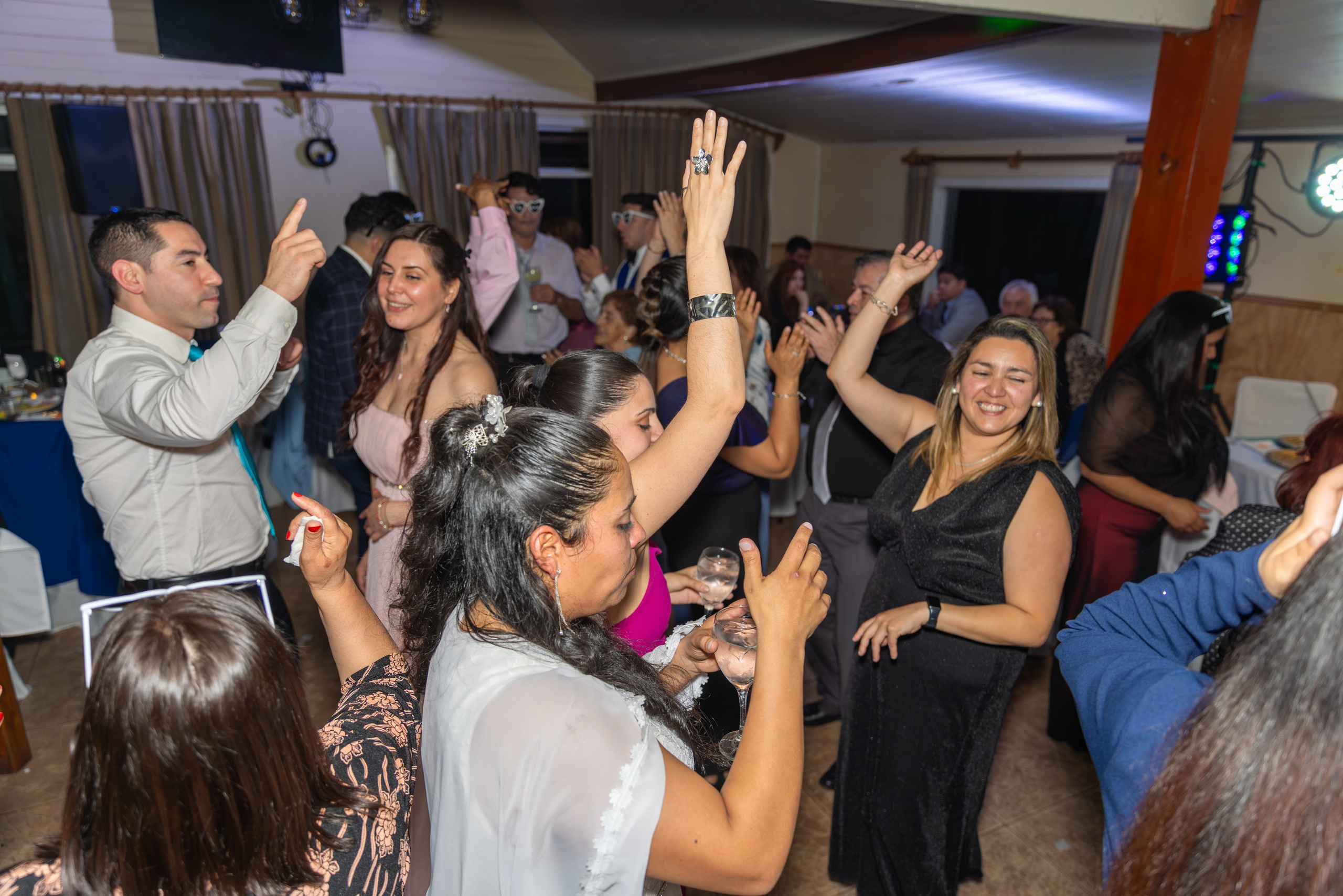 Boda de Caro y Cony. Dinka & Emilio - El arte de preservar lo que no se repite