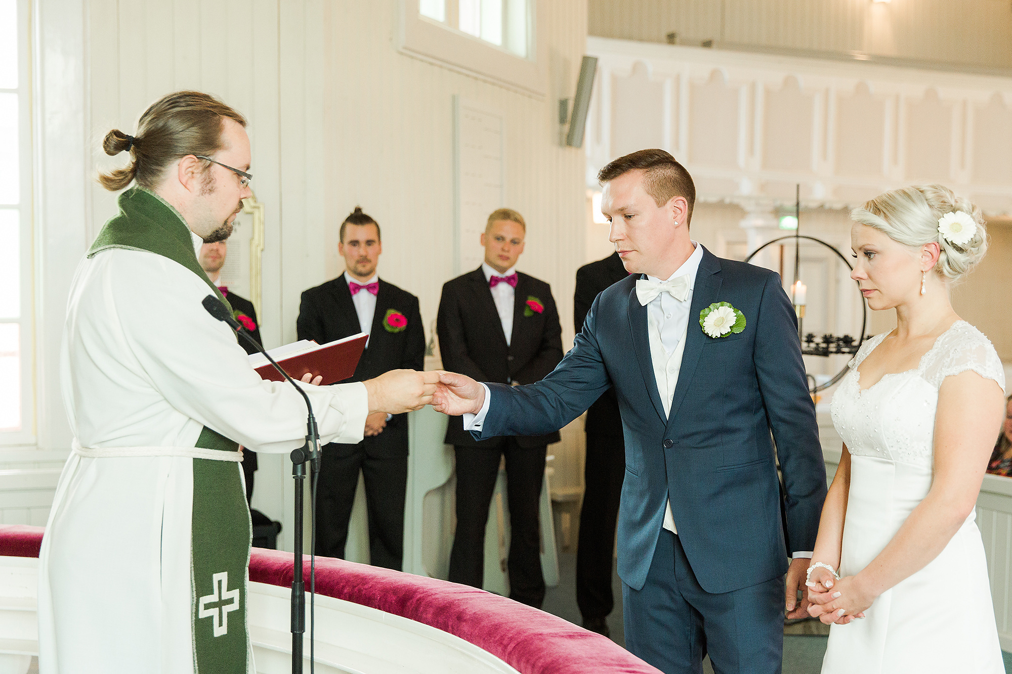 Hanna&Petteri, Orivesi, Einon Pirtti, dokumentaarinen hääkuvaus Pirkanmaalla