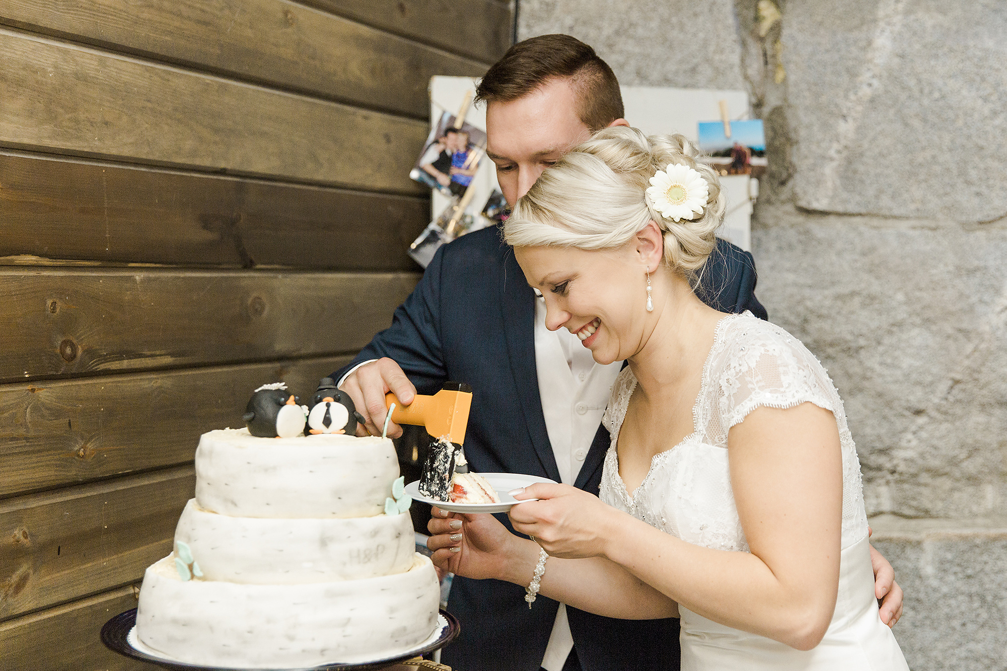 Hanna&Petteri, Orivesi, Einon Pirtti, dokumentaarinen hääkuvaus Pirkanmaalla