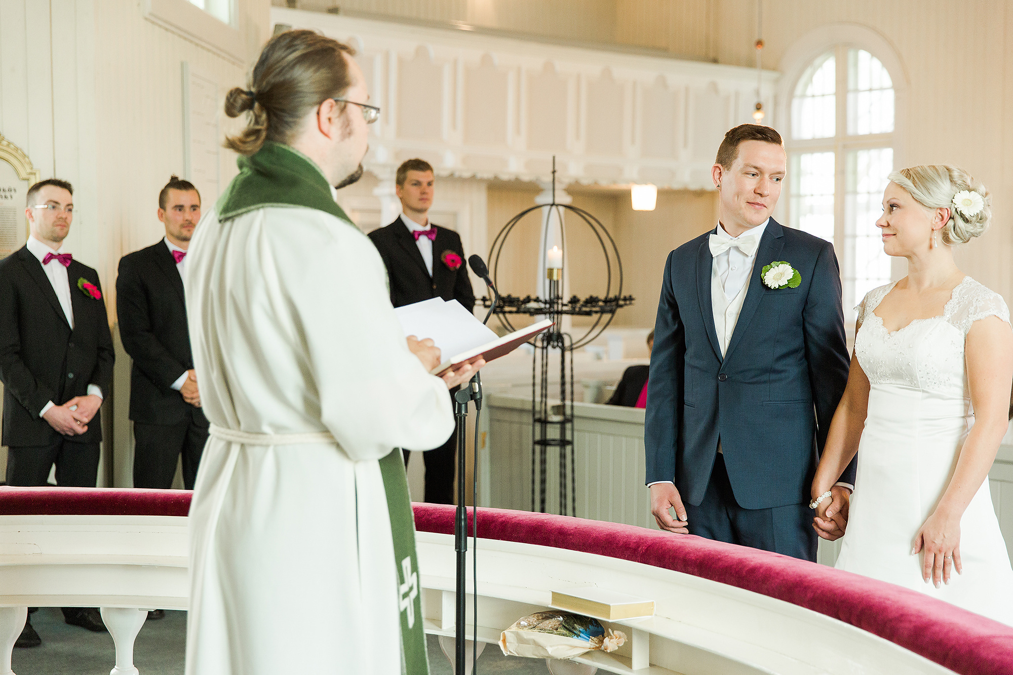 Hanna&Petteri, Orivesi, Einon Pirtti, dokumentaarinen hääkuvaus Pirkanmaalla