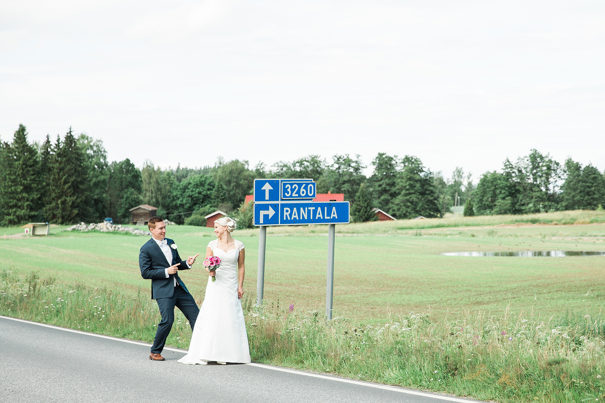 Hanna&Petteri, Orivesi, Einon Pirtti, dokumentaarinen hääkuvaus Pirkanmaalla