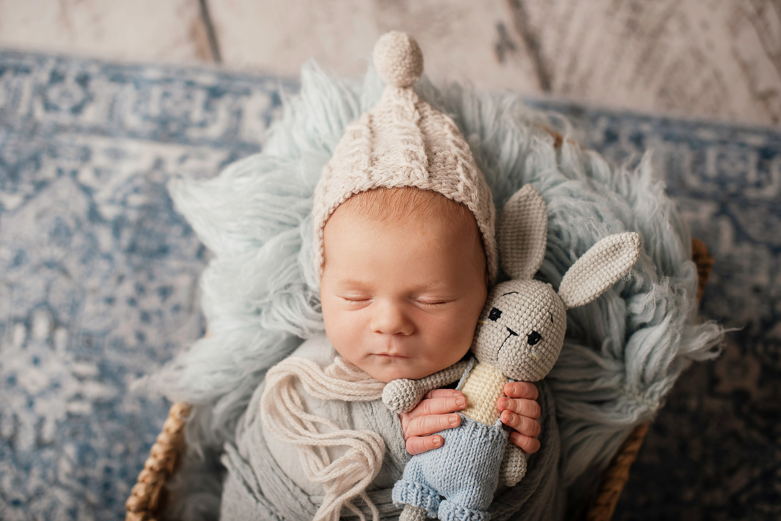 Max. Newborn, pregnancy, family photographer in New Jersey