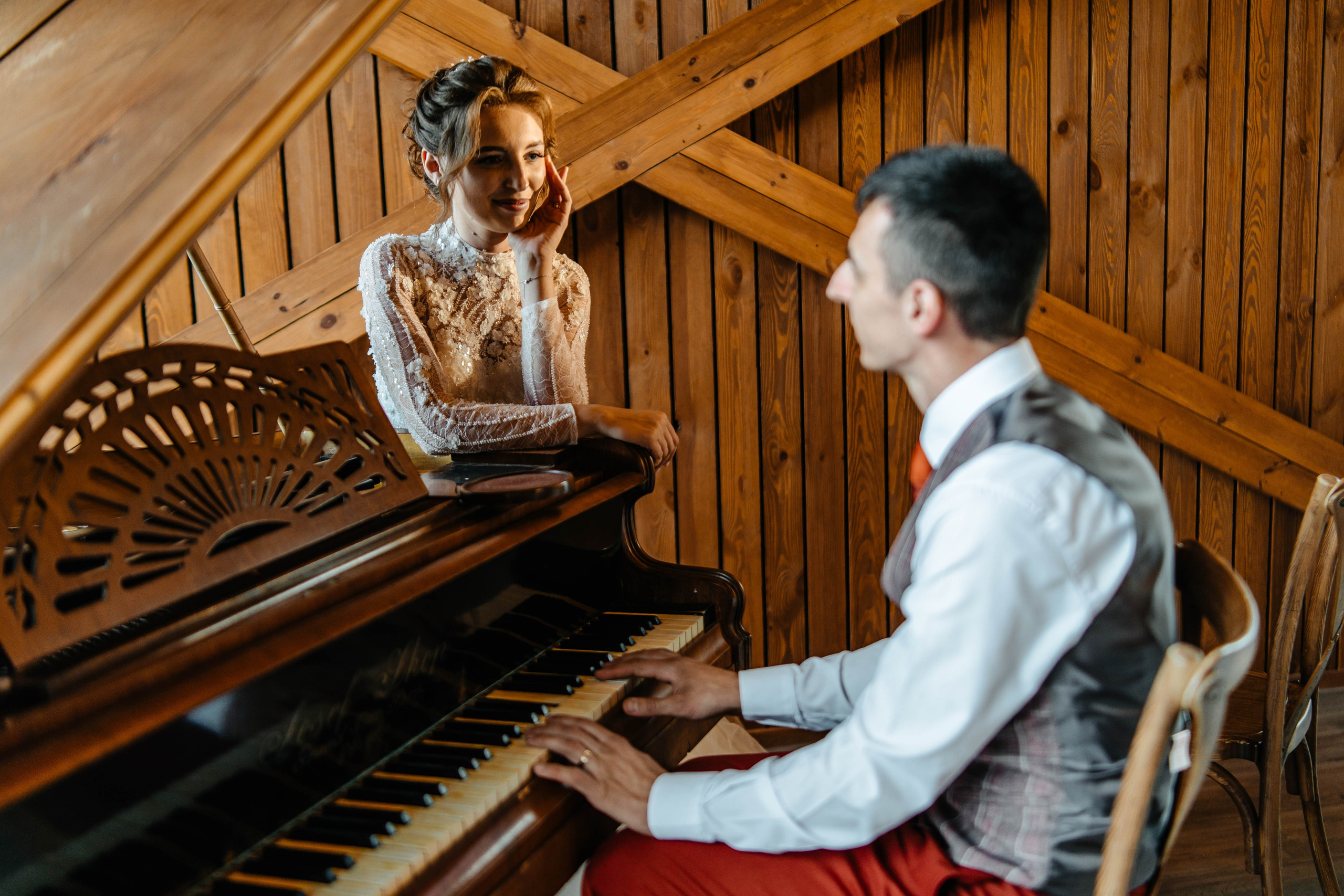 Fotografie de Nuntă. Foto-Video Nunta Iasi, Suceava, Bucuresti / Disponibilitate 2025 — 2026 — 2027