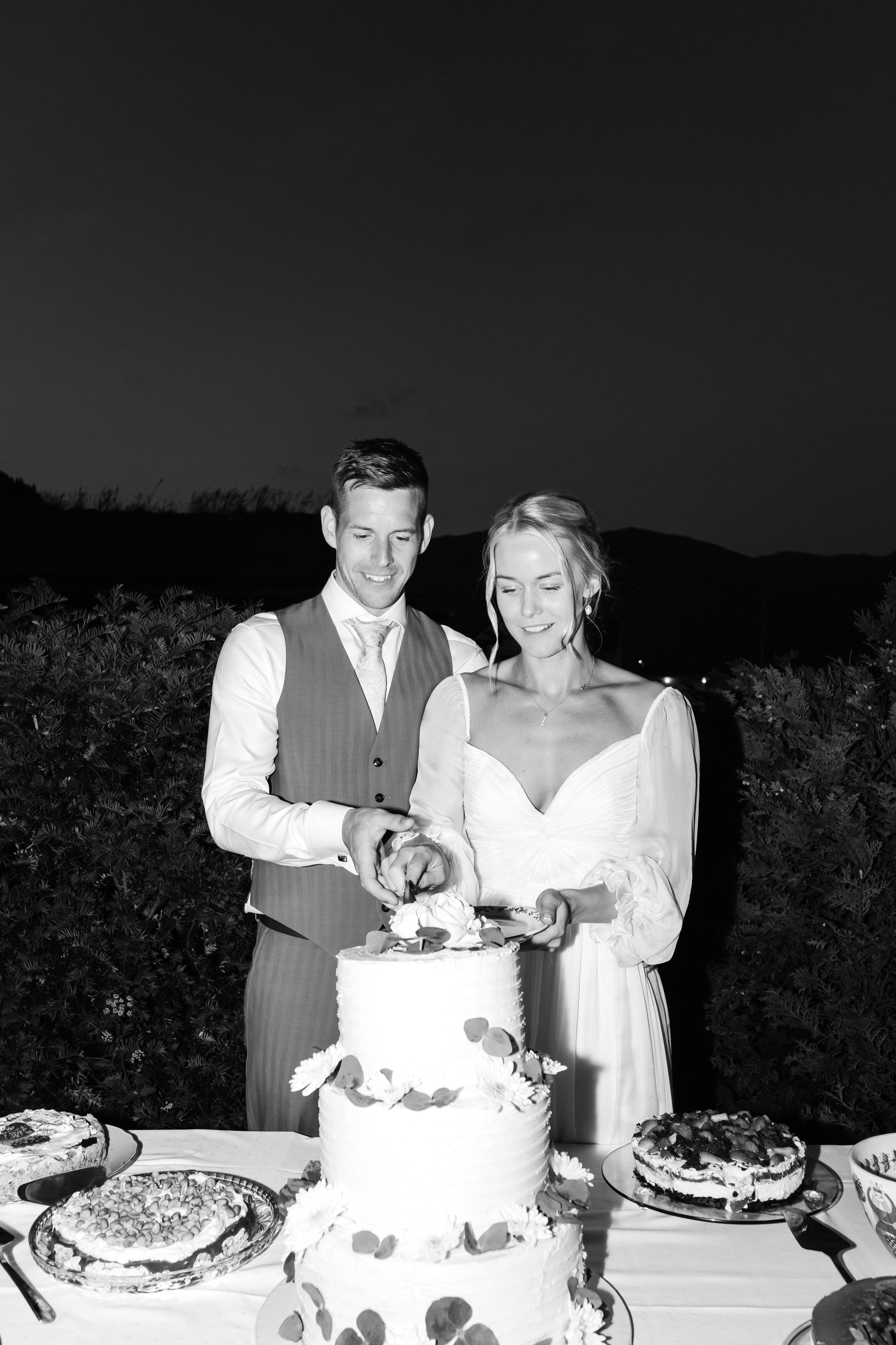 CHRIS & KARI ANNE. Bryllupsfotograf i hele Norge