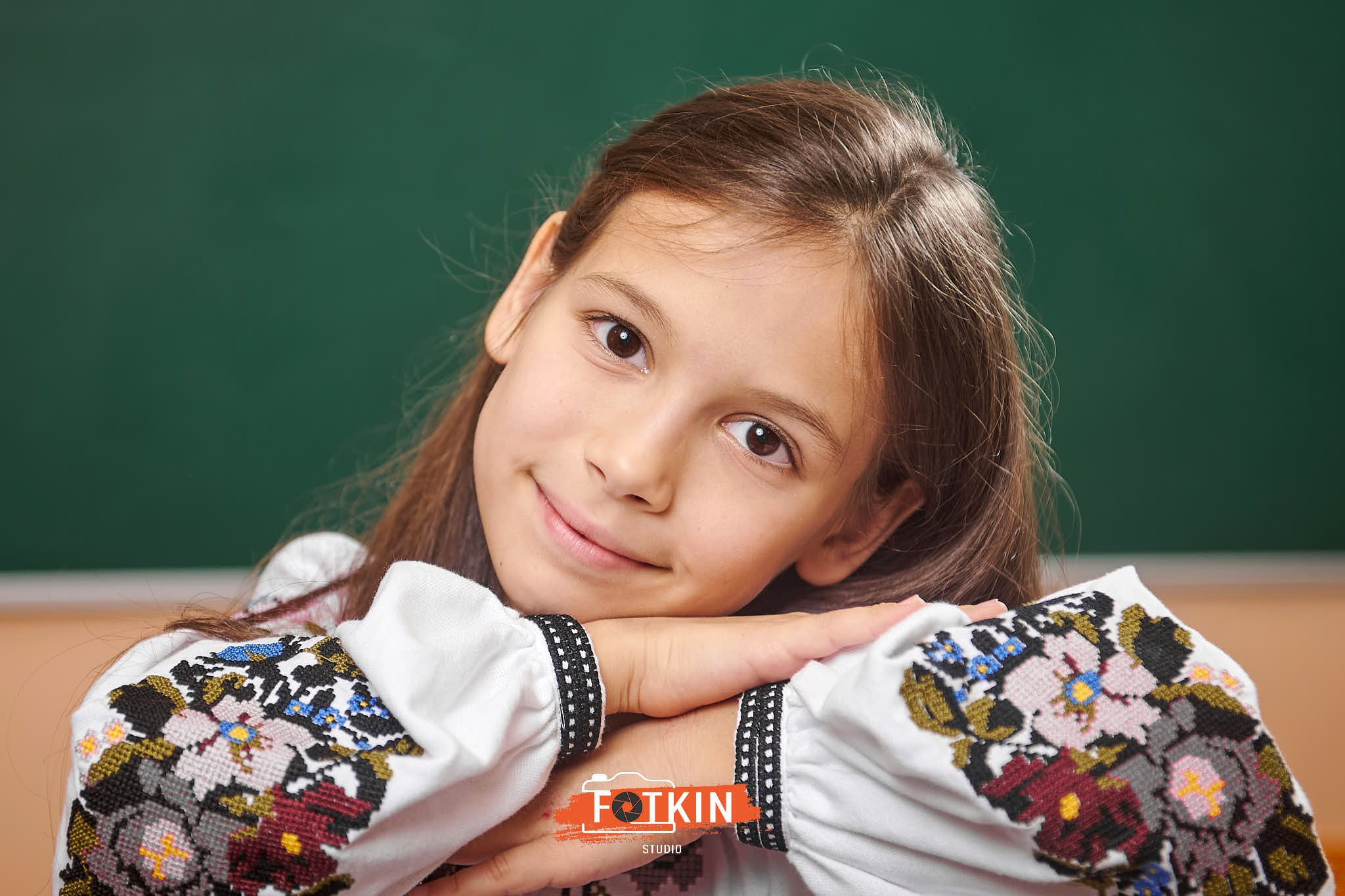 Випускні фотоальбоми для 4 класу Київ та область. Випускні альбоми фотокниги Київ та Дніпро