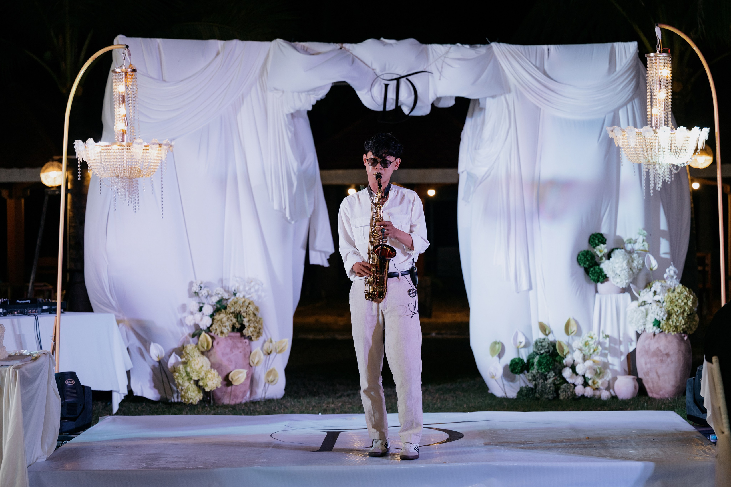 DIEU & THINH/Destination Wedding. Nhiếp ảnh gia đám cưới hàng đầu tại Thành Phố Hồ Chí Minh