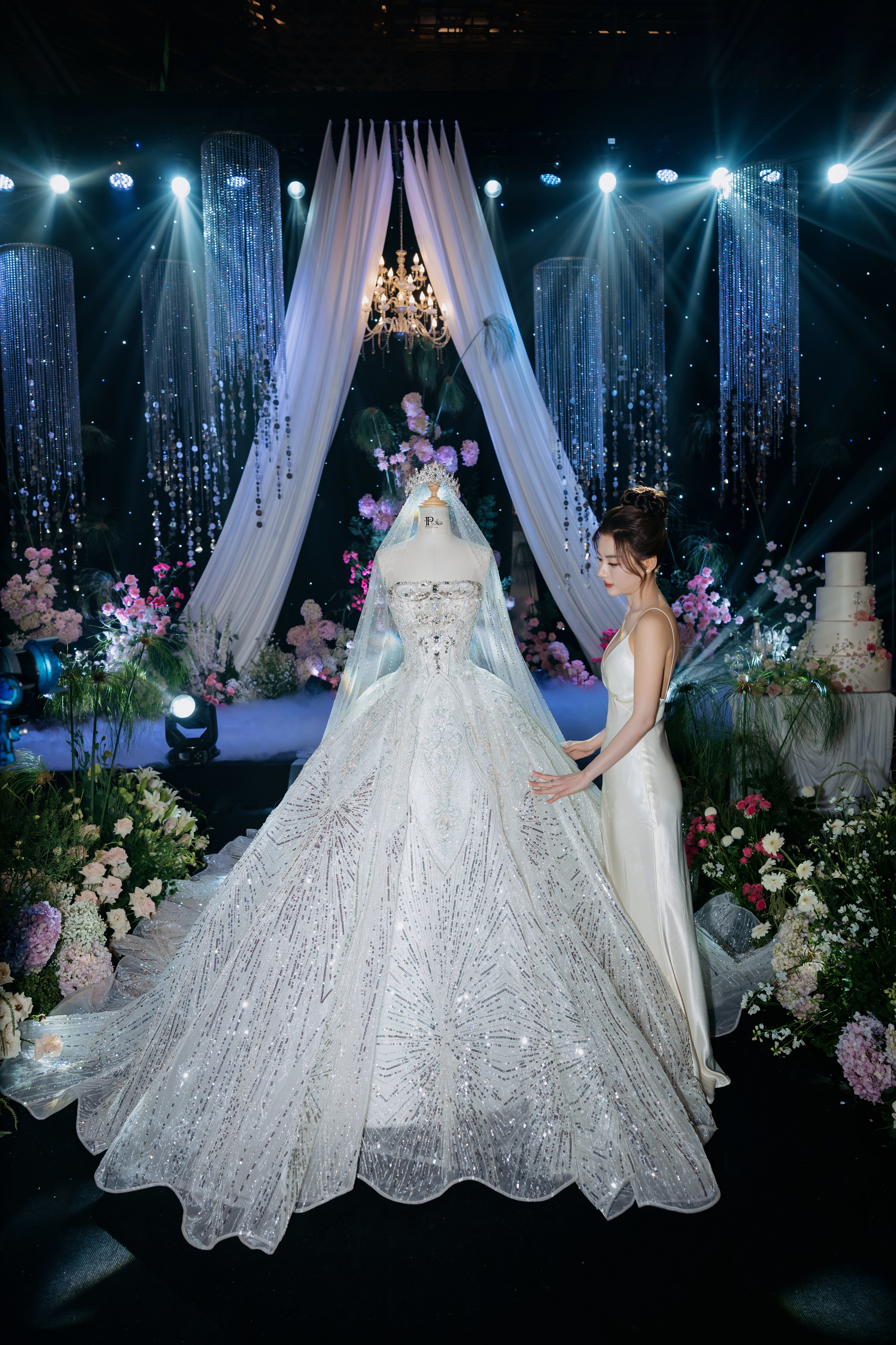 Nicholas & KimThanh / GemCenter 24.05.2026. Nhiếp ảnh gia đám cưới hàng đầu tại Thành Phố Hồ Chí Minh