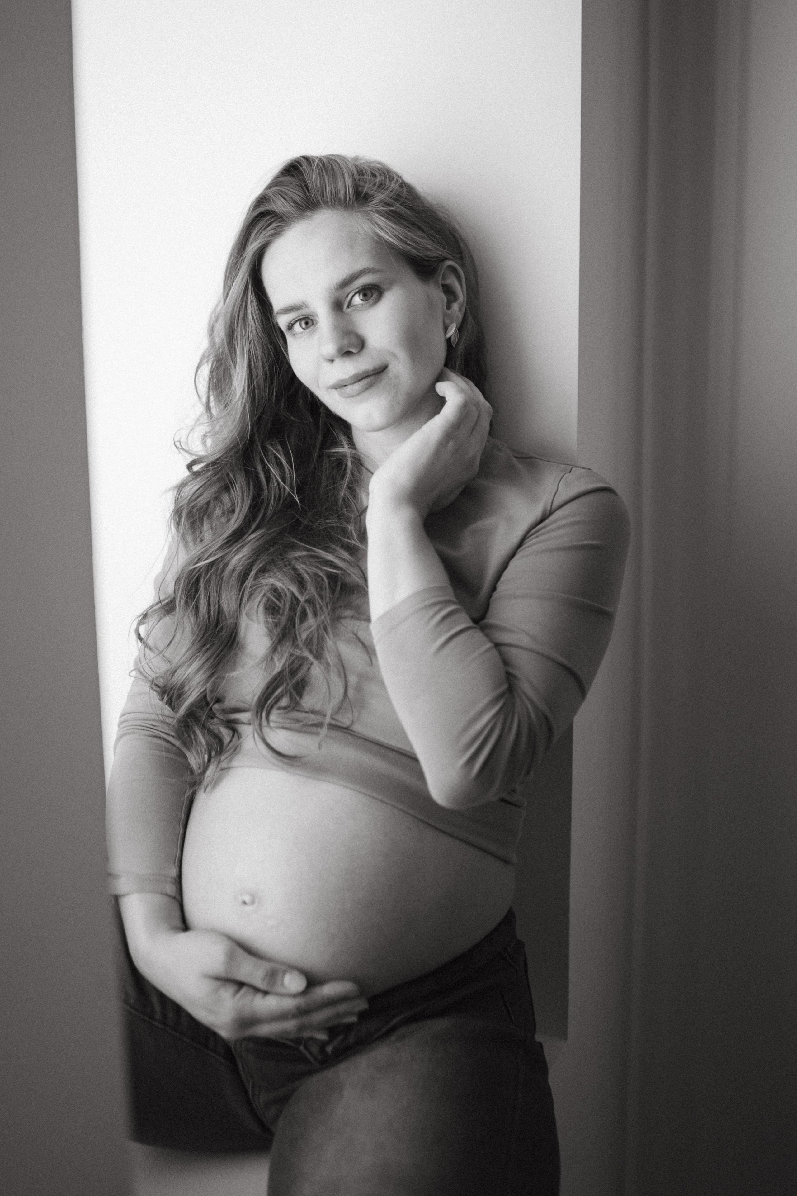 Dasha and Jenya. Maternity. Family photographer in Saudi Arabia