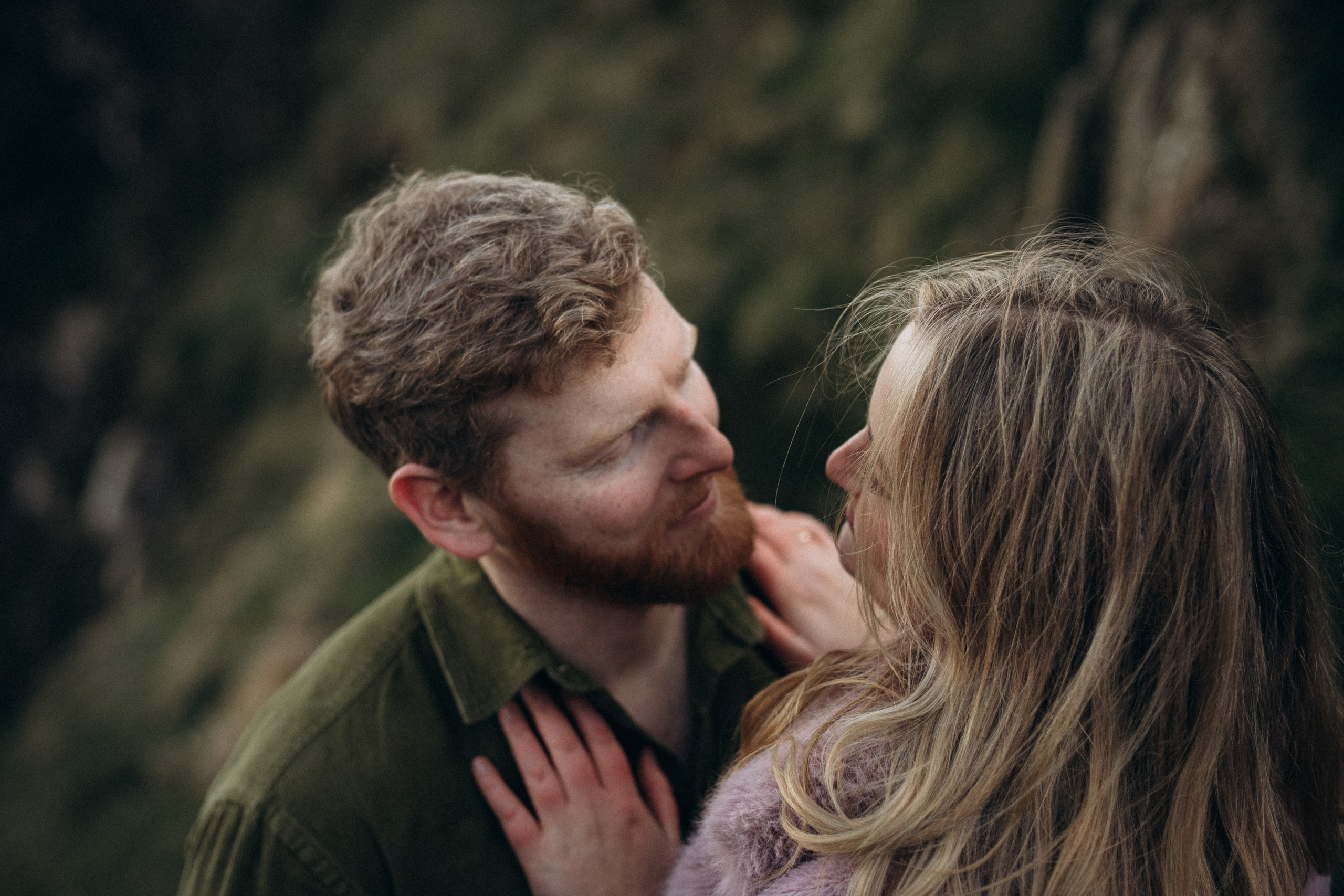 Howth cliff photoshoot. Wedding & Family photographer in County Donegal and Dublin, Ireland