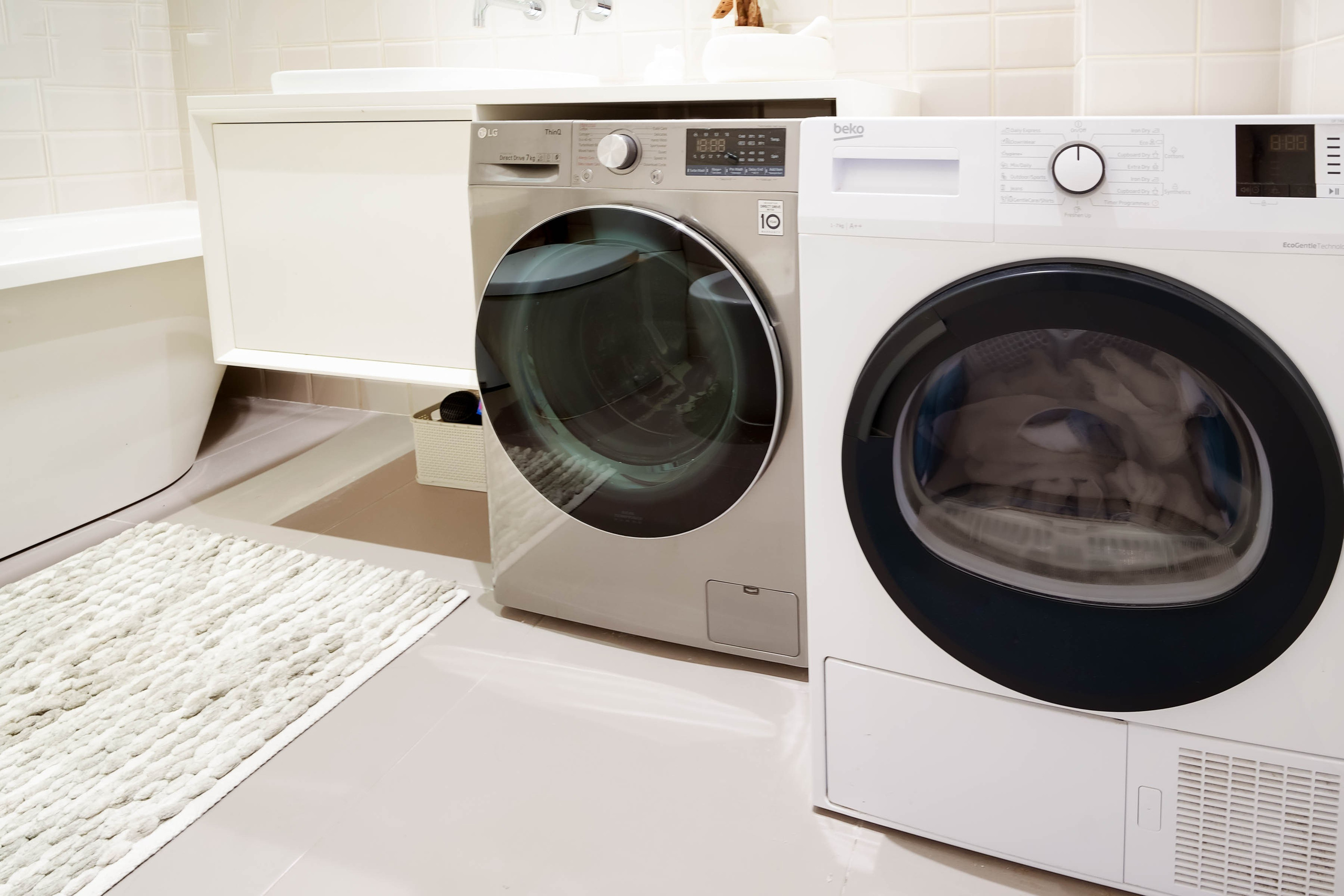 Zalakevičiaus g. 21. Elina Sapiega fotografė Vilniuje