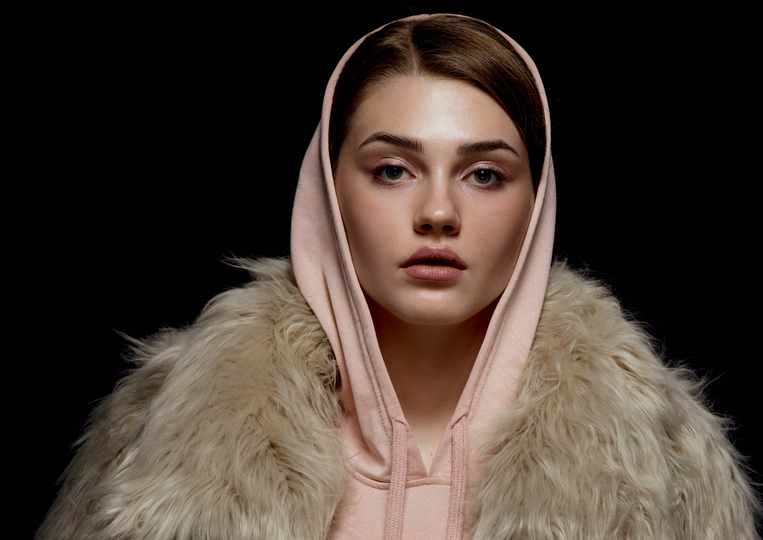 EXHIBITION. Lero Photographer and a set designer|individual custom portrait and advertising photography in Zutphen