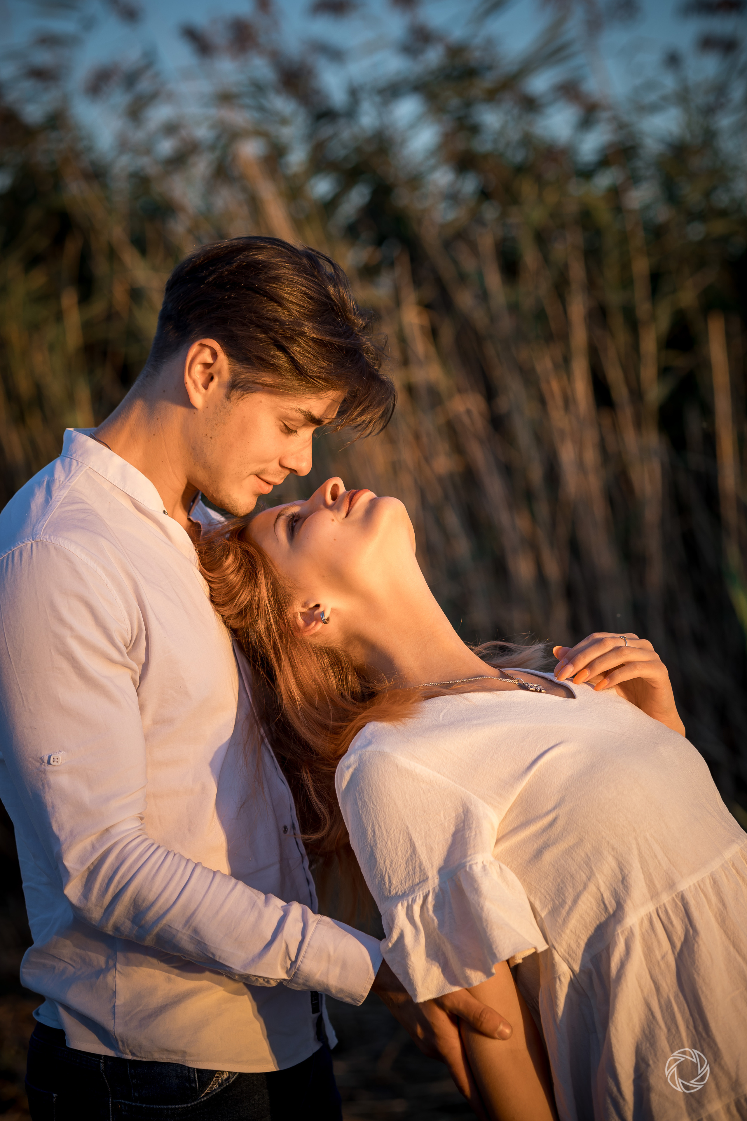 Sunset by the lake. ✔️ Servicii foto si video in Chisinau Moldova - Cinematic.md