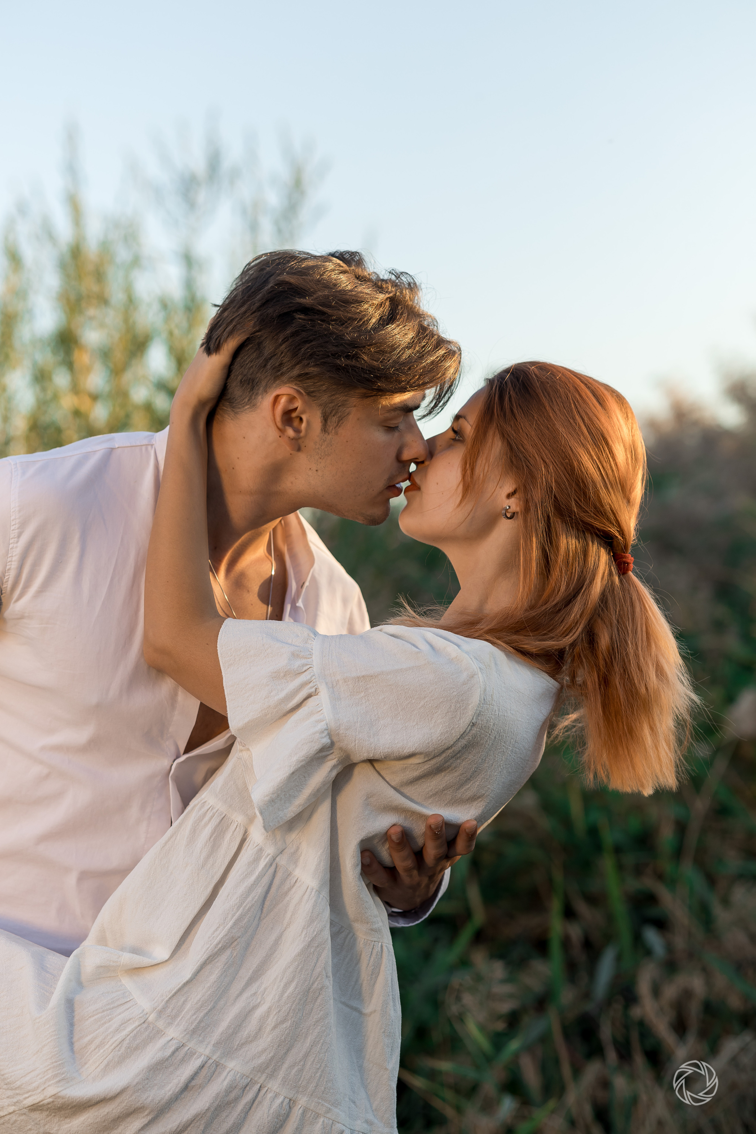 Sunset by the lake. ✔️ Servicii foto si video in Chisinau Moldova - Cinematic.md