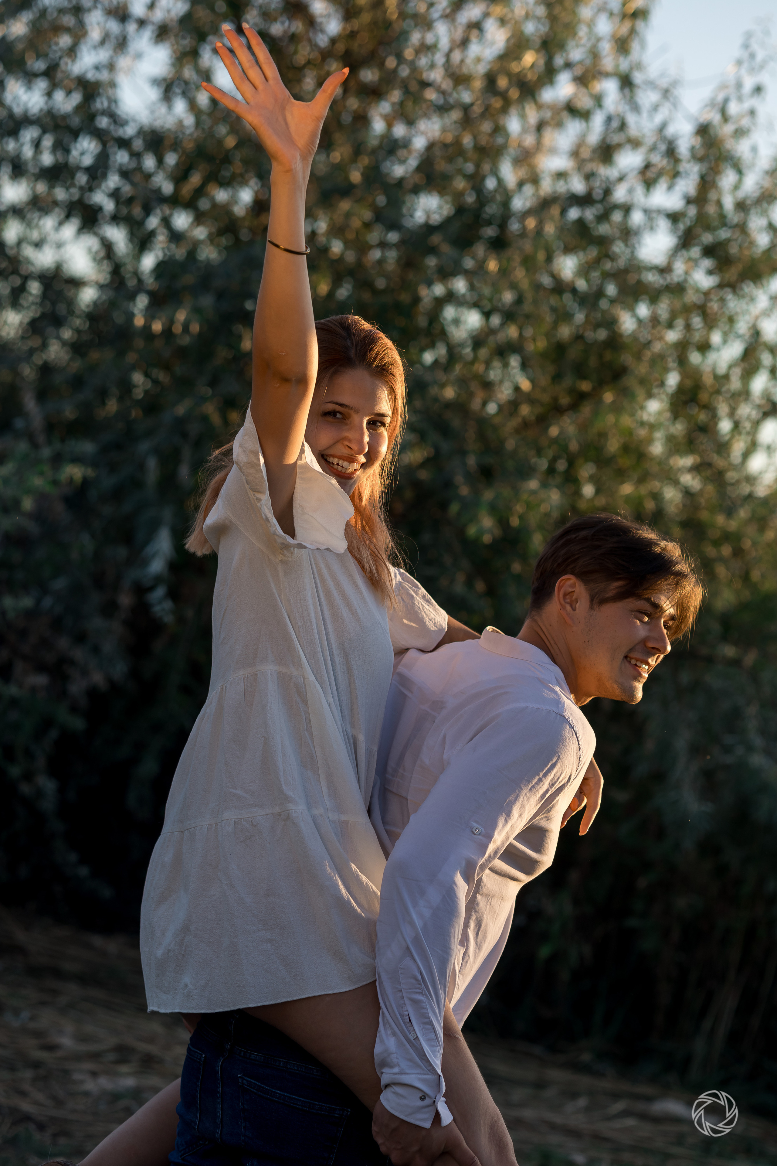 Sunset by the lake. ✔️ Servicii foto si video in Chisinau Moldova - Cinematic.md