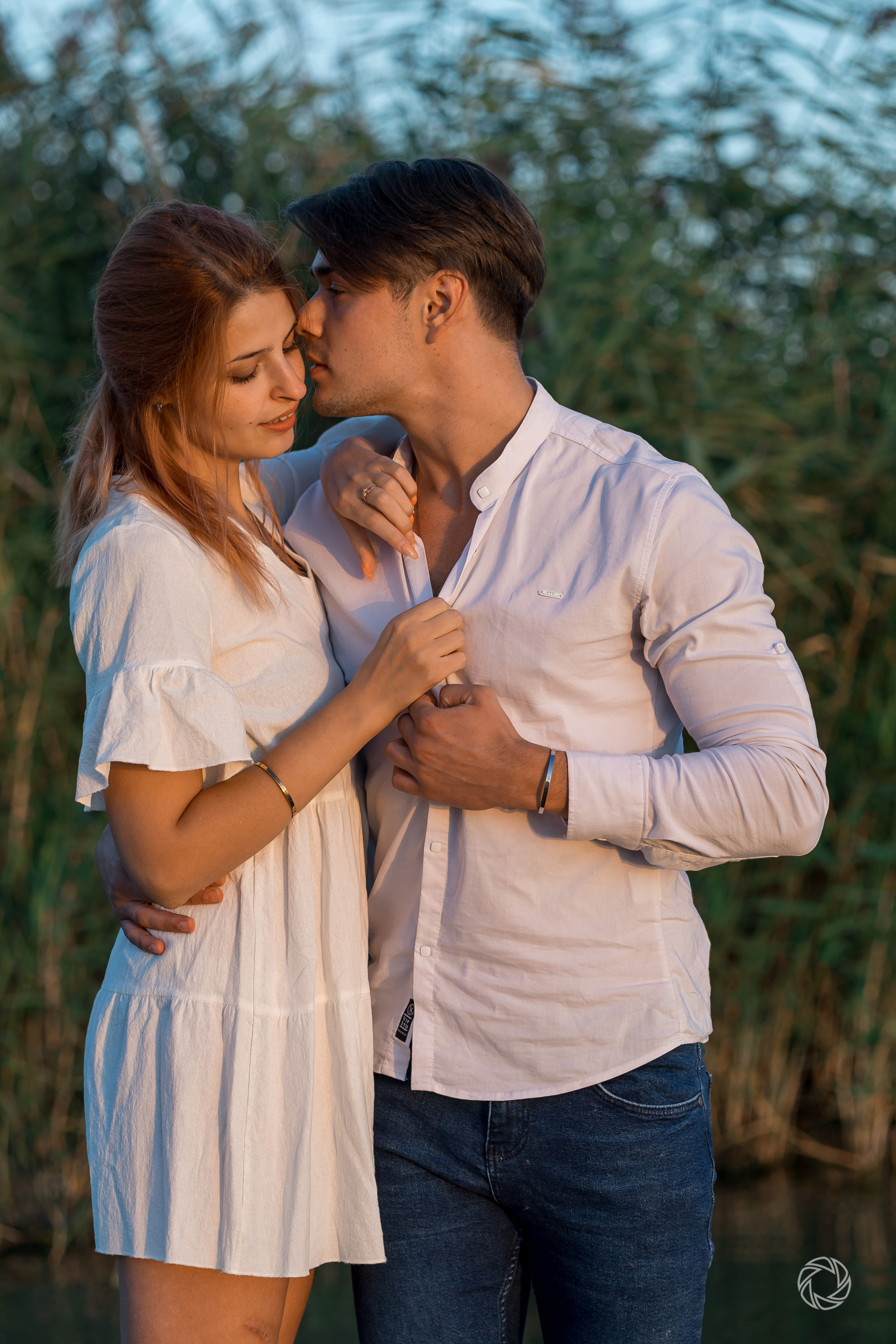 Sunset by the lake. ✔️ Servicii foto si video in Chisinau Moldova - Cinematic.md