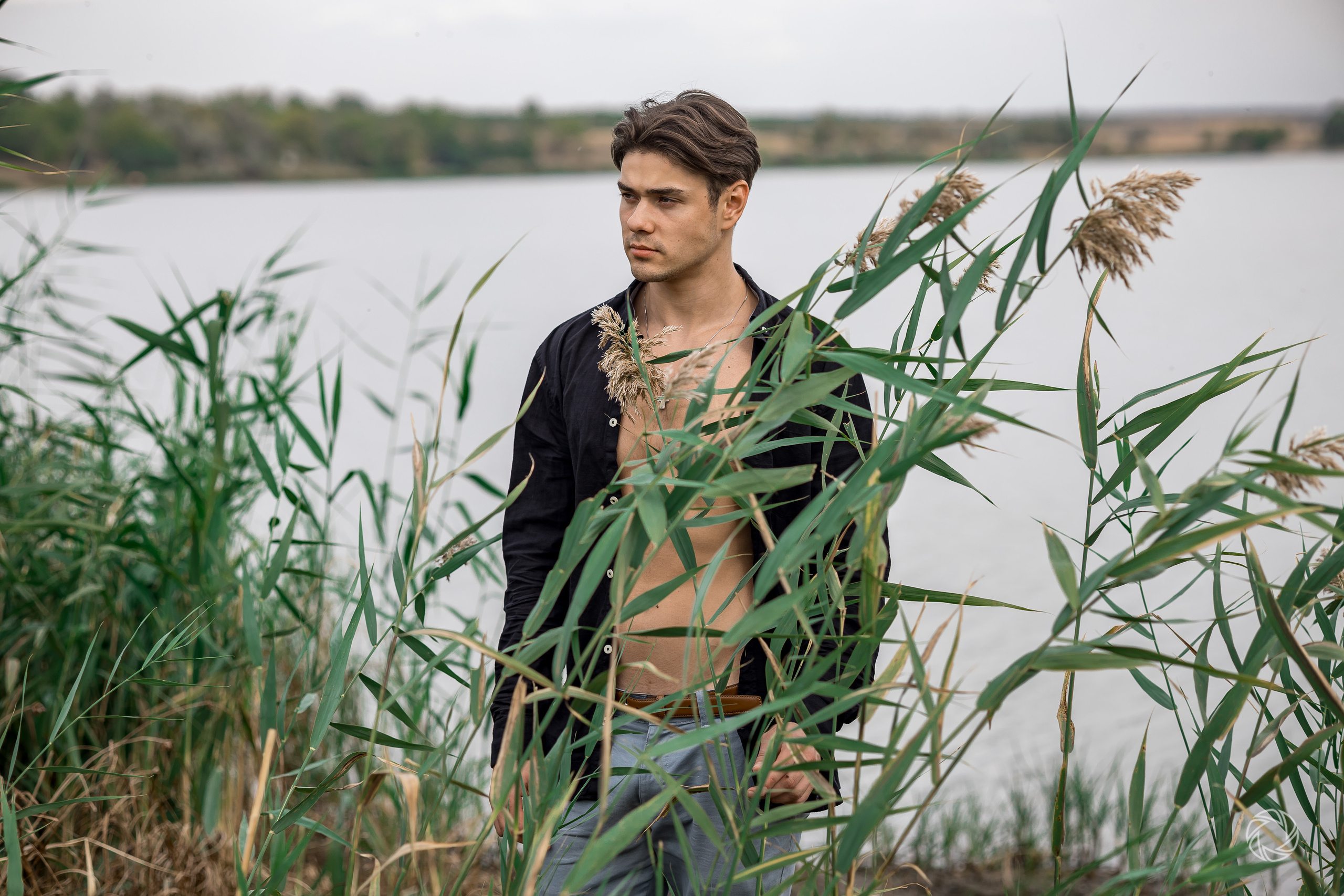 Мужской портрет, природа. ✔️ Servicii foto si video in Chisinau Moldova - Cinematic.md