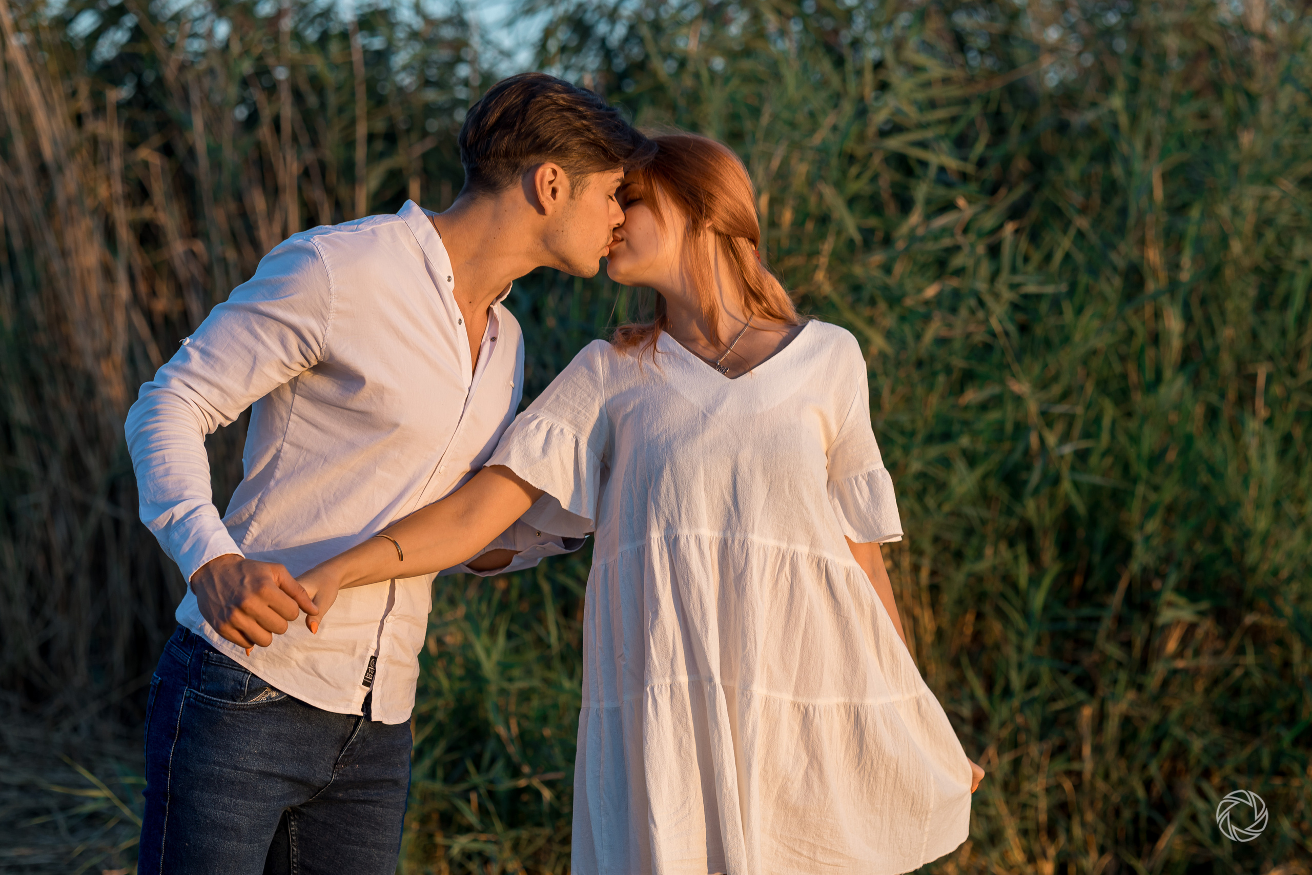 Sunset by the lake. ✔️ Servicii foto si video in Chisinau Moldova - Cinematic.md