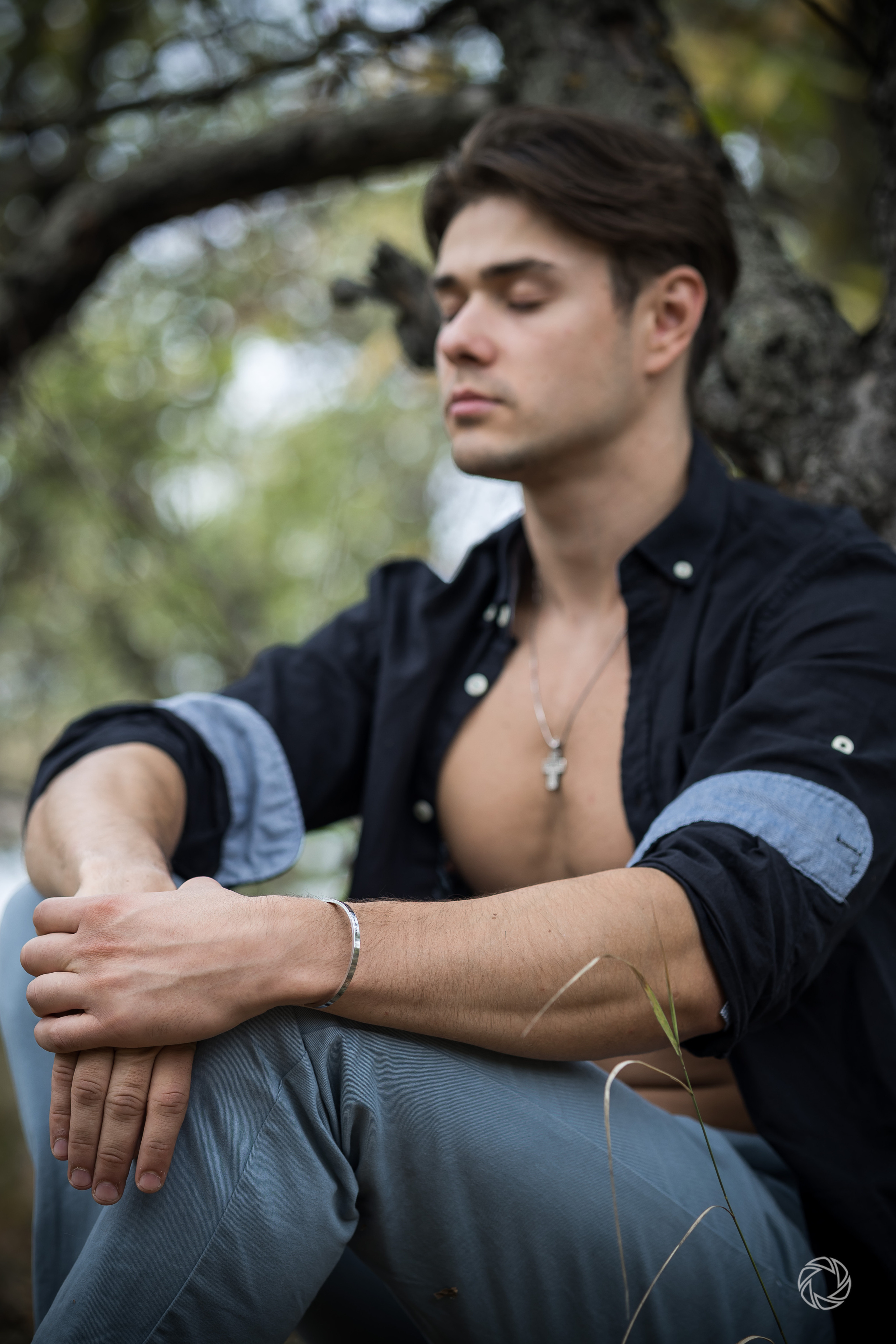 Мужской портрет, природа. ✔️ Servicii foto si video in Chisinau Moldova - Cinematic.md