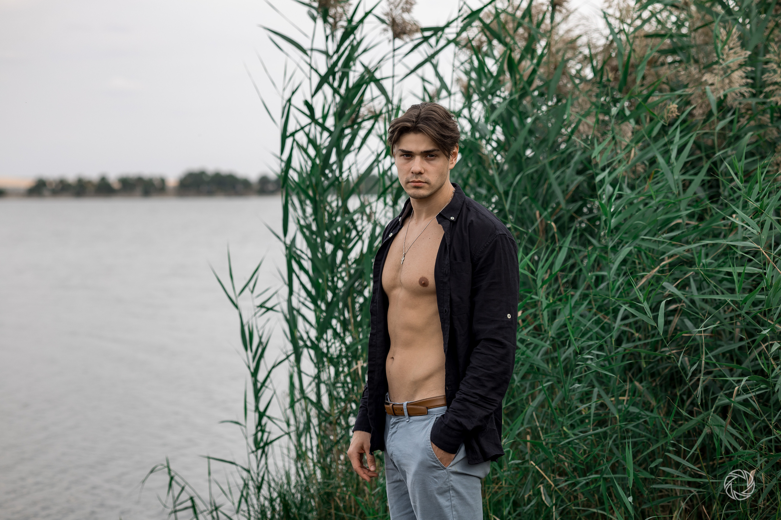 Мужской портрет, природа. ✔️ Servicii foto si video in Chisinau Moldova - Cinematic.md