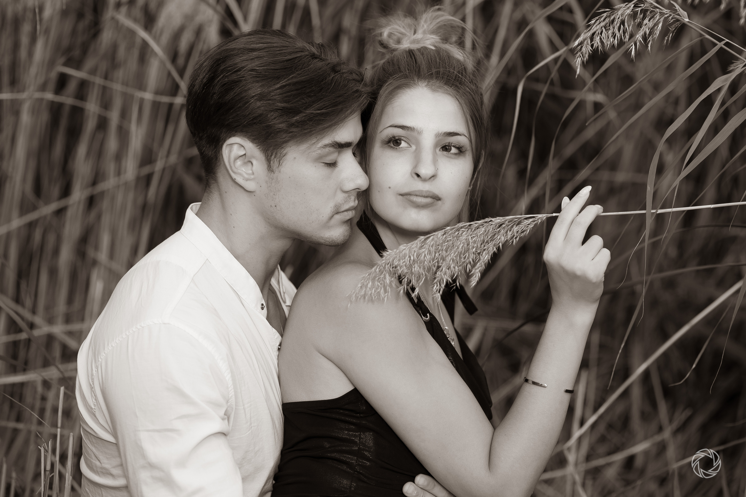 Sunset by the lake. ✔️ Servicii foto si video in Chisinau Moldova - Cinematic.md