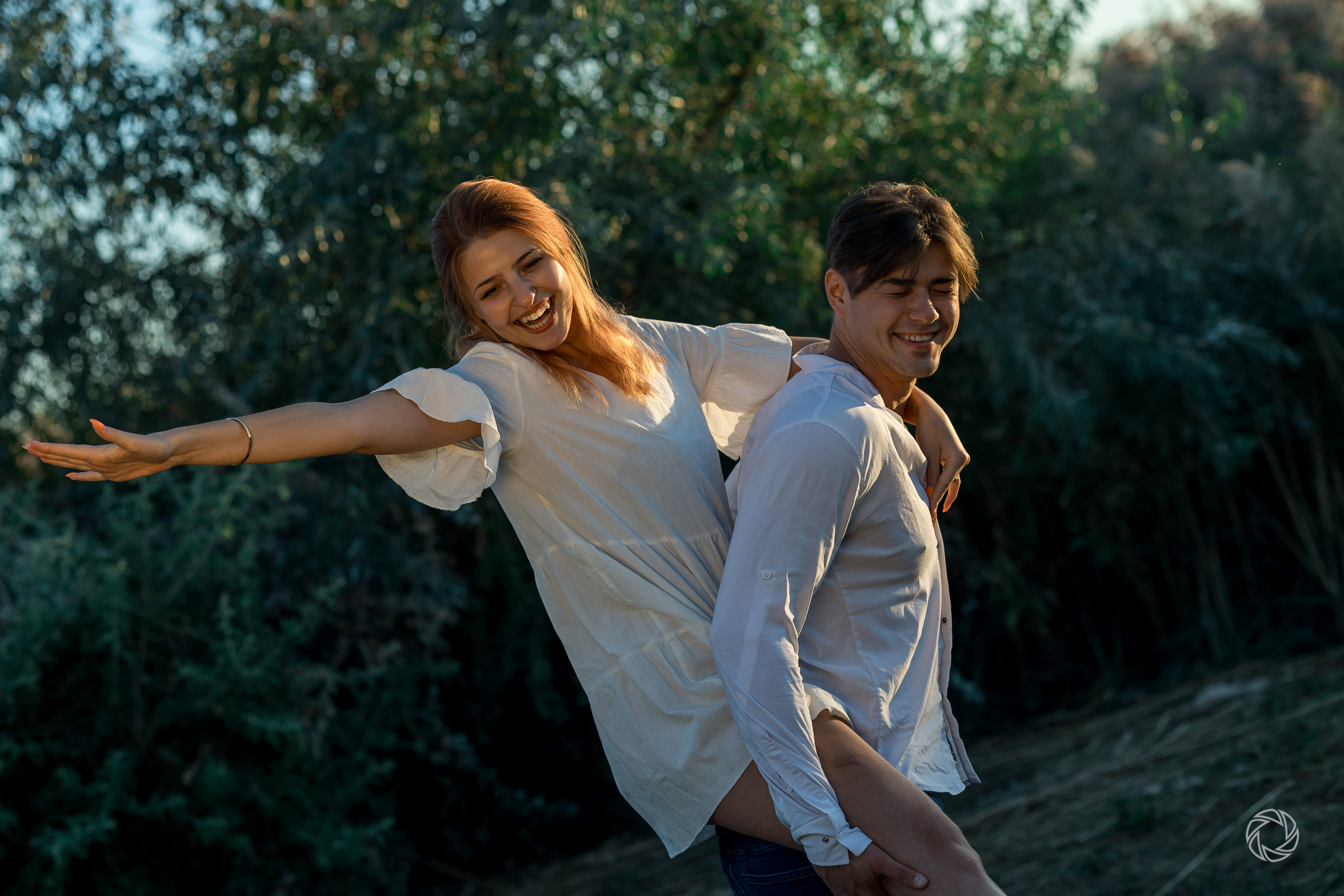 Sunset by the lake. ✔️ Servicii foto si video in Chisinau Moldova - Cinematic.md