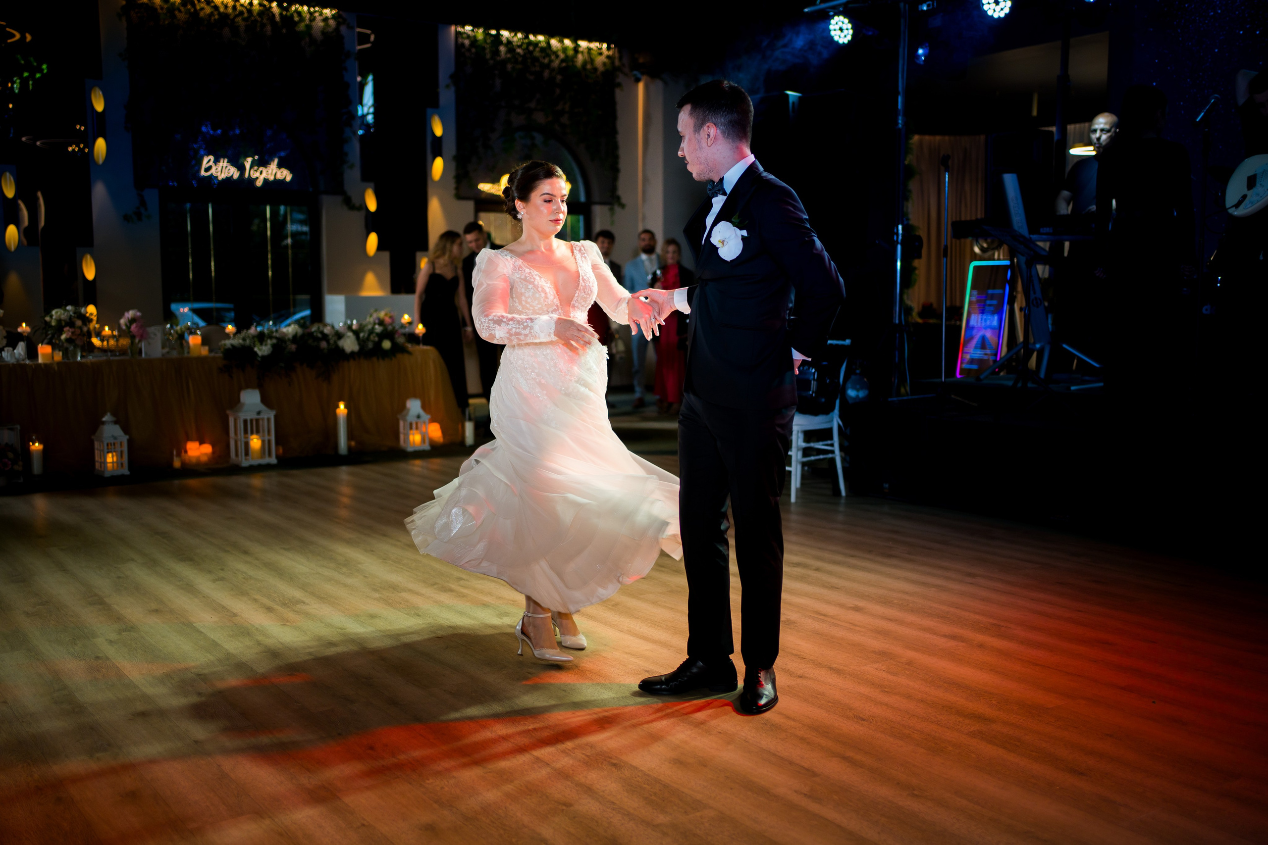 PARTY. Gabriel Florea — Fotograf nuntă București