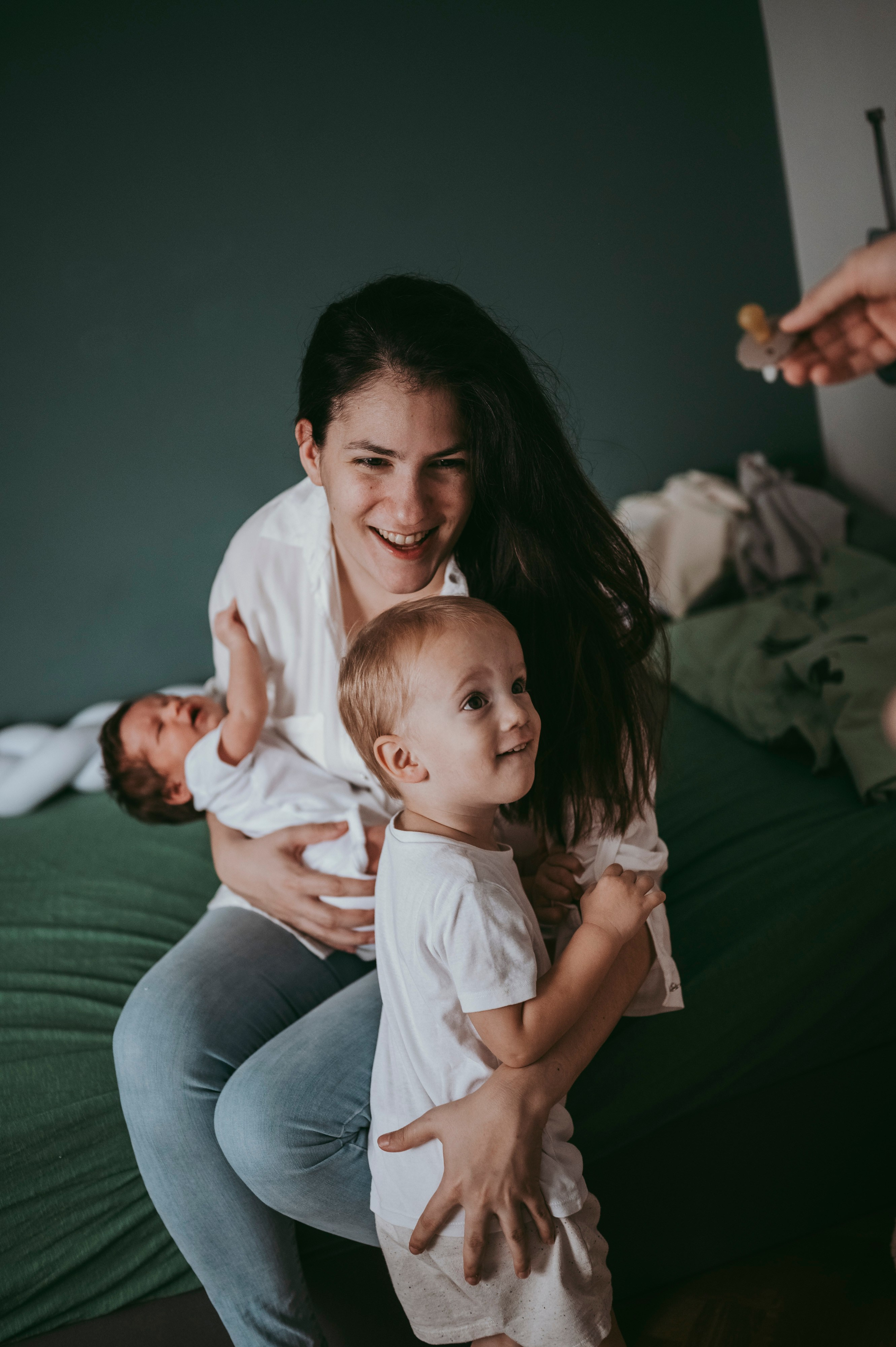 Sonja, Nikola, Lazar i Luka / porodicno fotografisanje kod kuce. Deciji i porodicni fotograf u Beogradu Oksana Skendzic